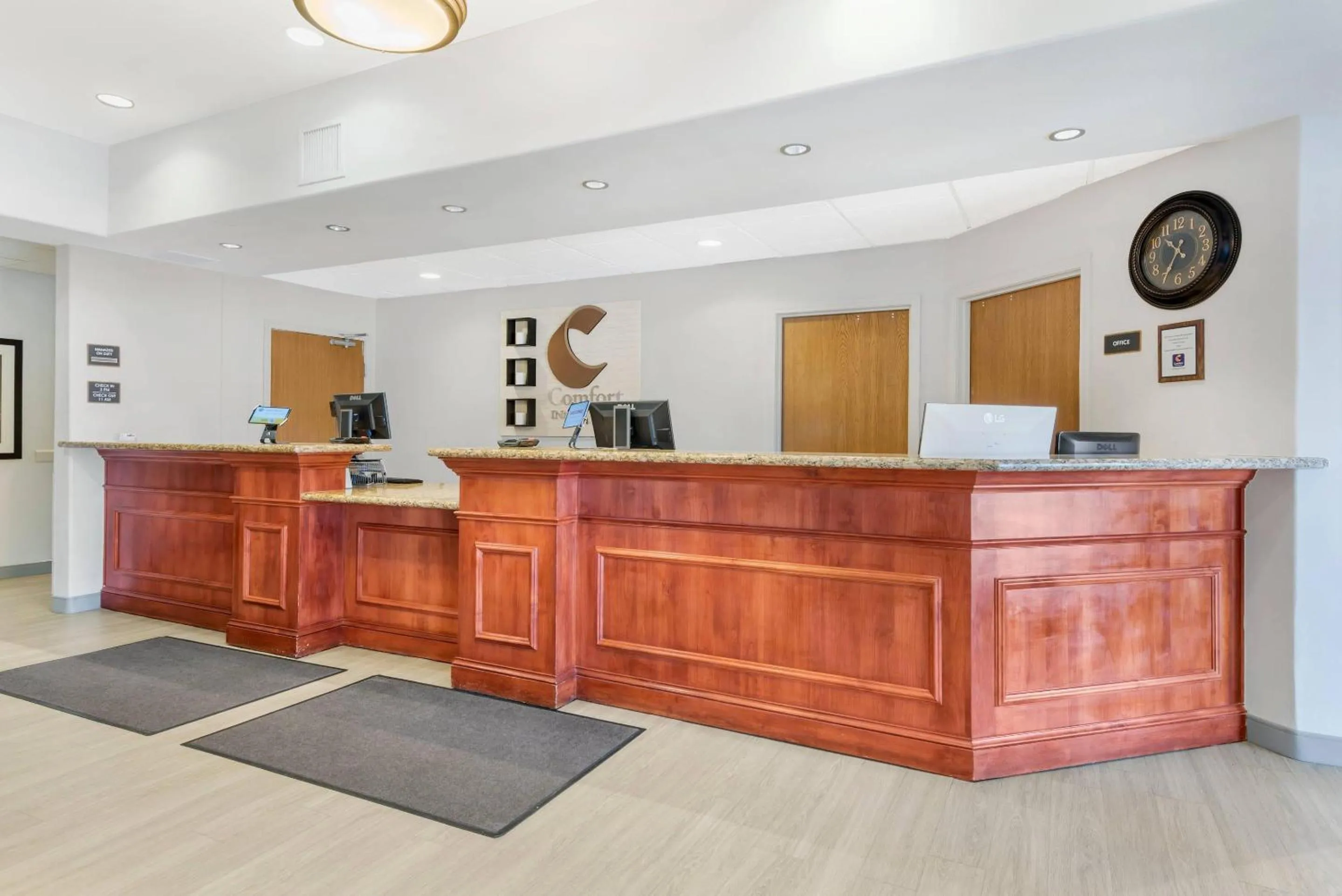 Lobby or reception in Comfort Inn & Suites Rifle