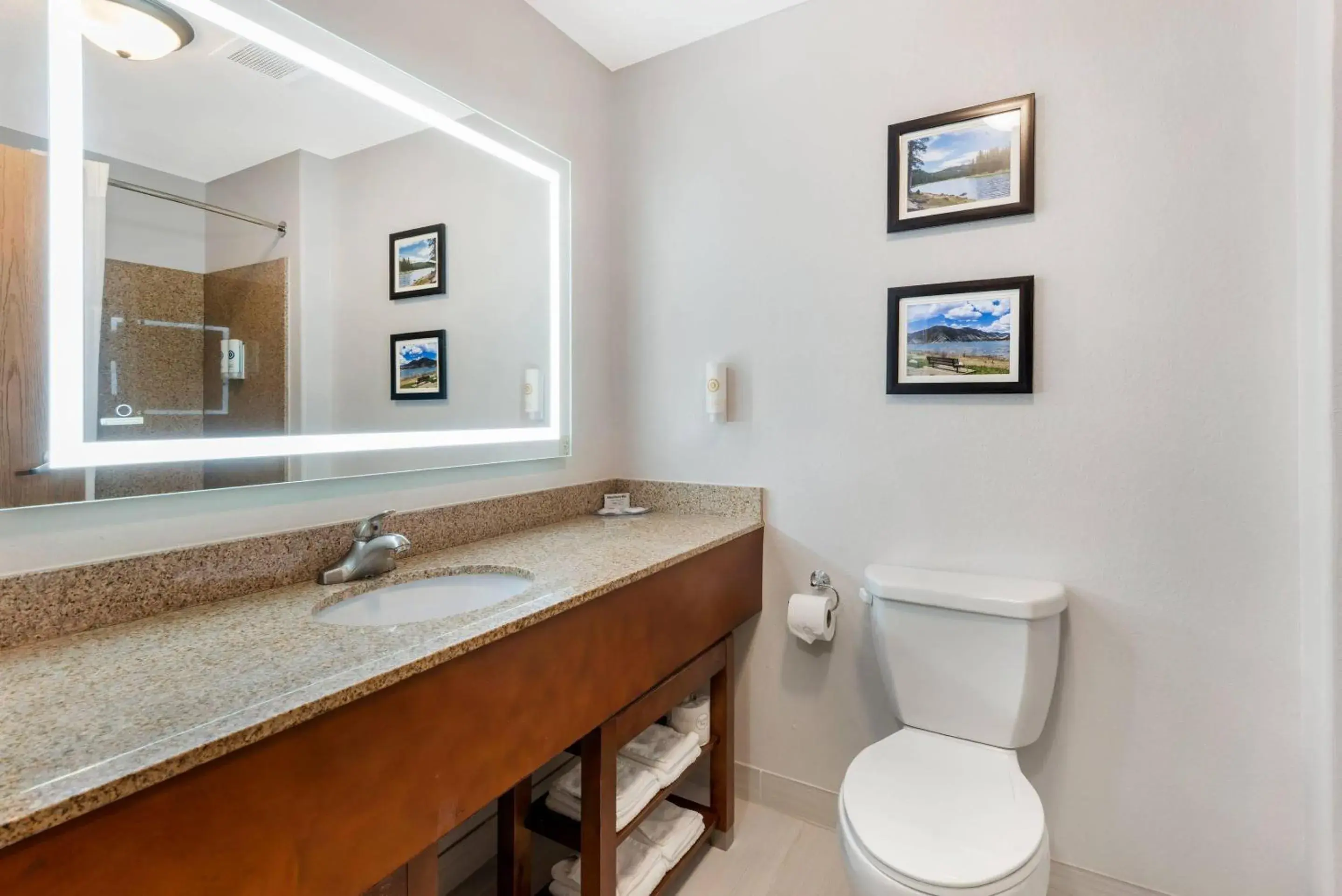 Bedroom in Comfort Inn & Suites Rifle Bedroom in Comfort Inn & Suites Rifle