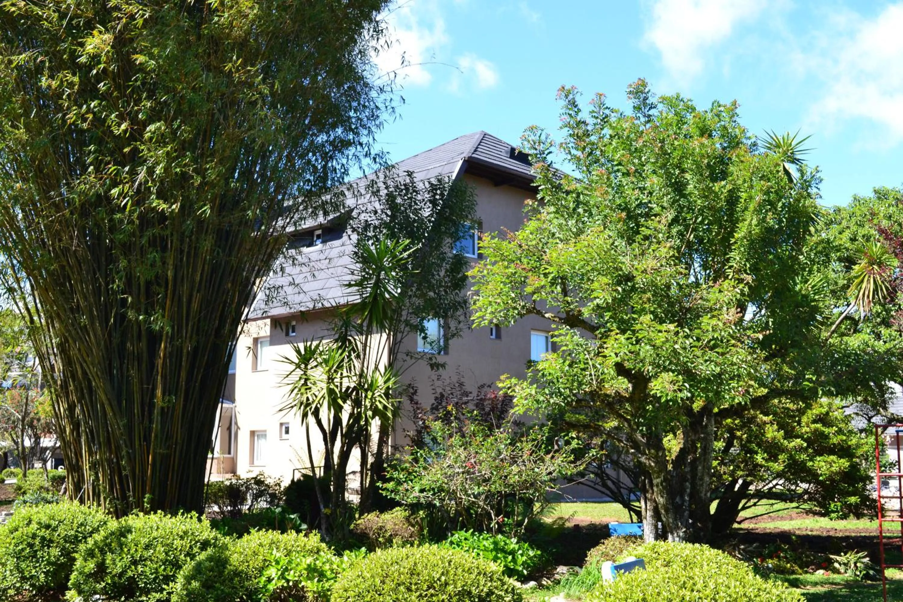 Facade/entrance in Hotel Fioreze Quero Quero