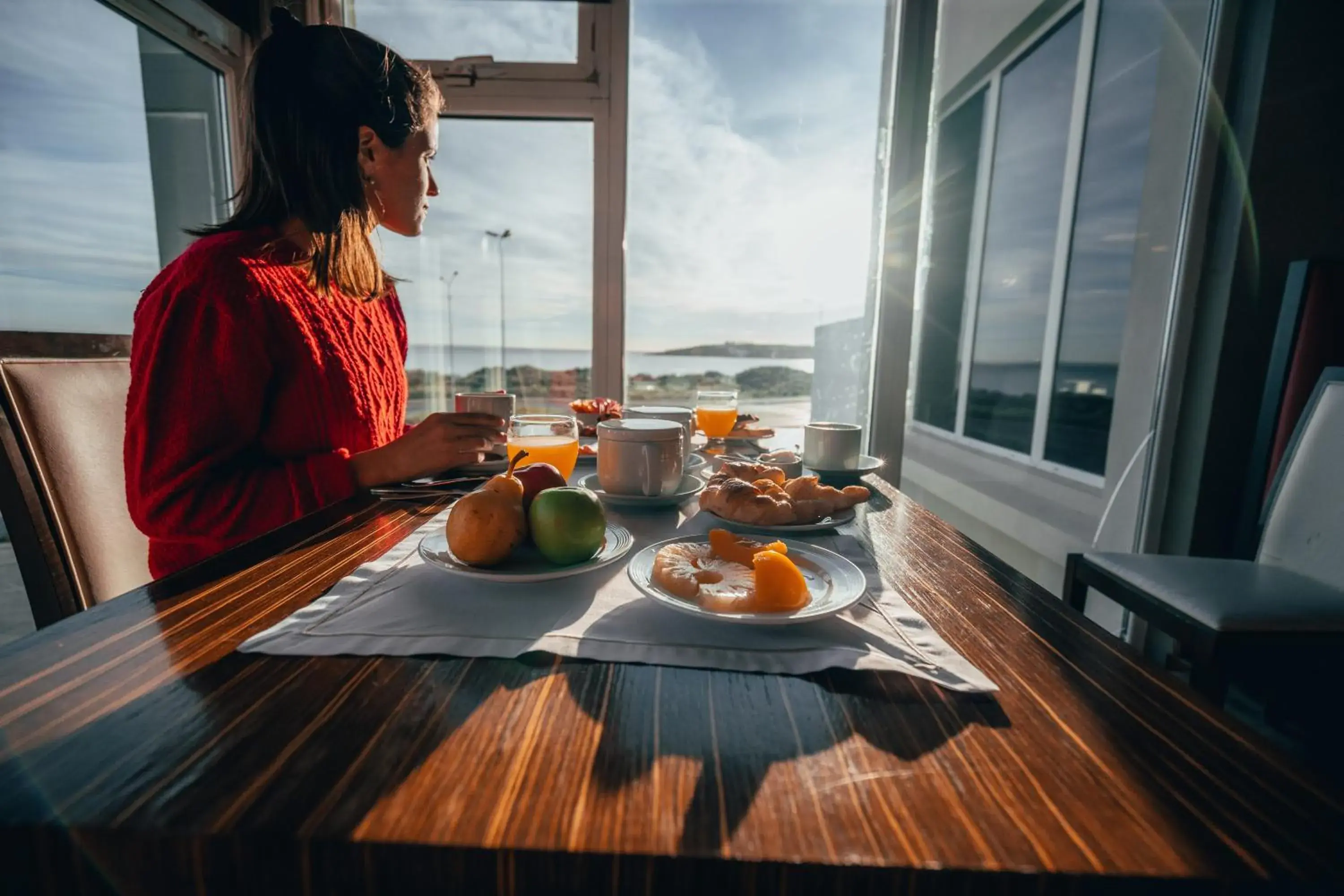 Restaurant/places to eat in Rayentray Grand Hotel Restaurant/places to eat in Rayentray Grand Hotel