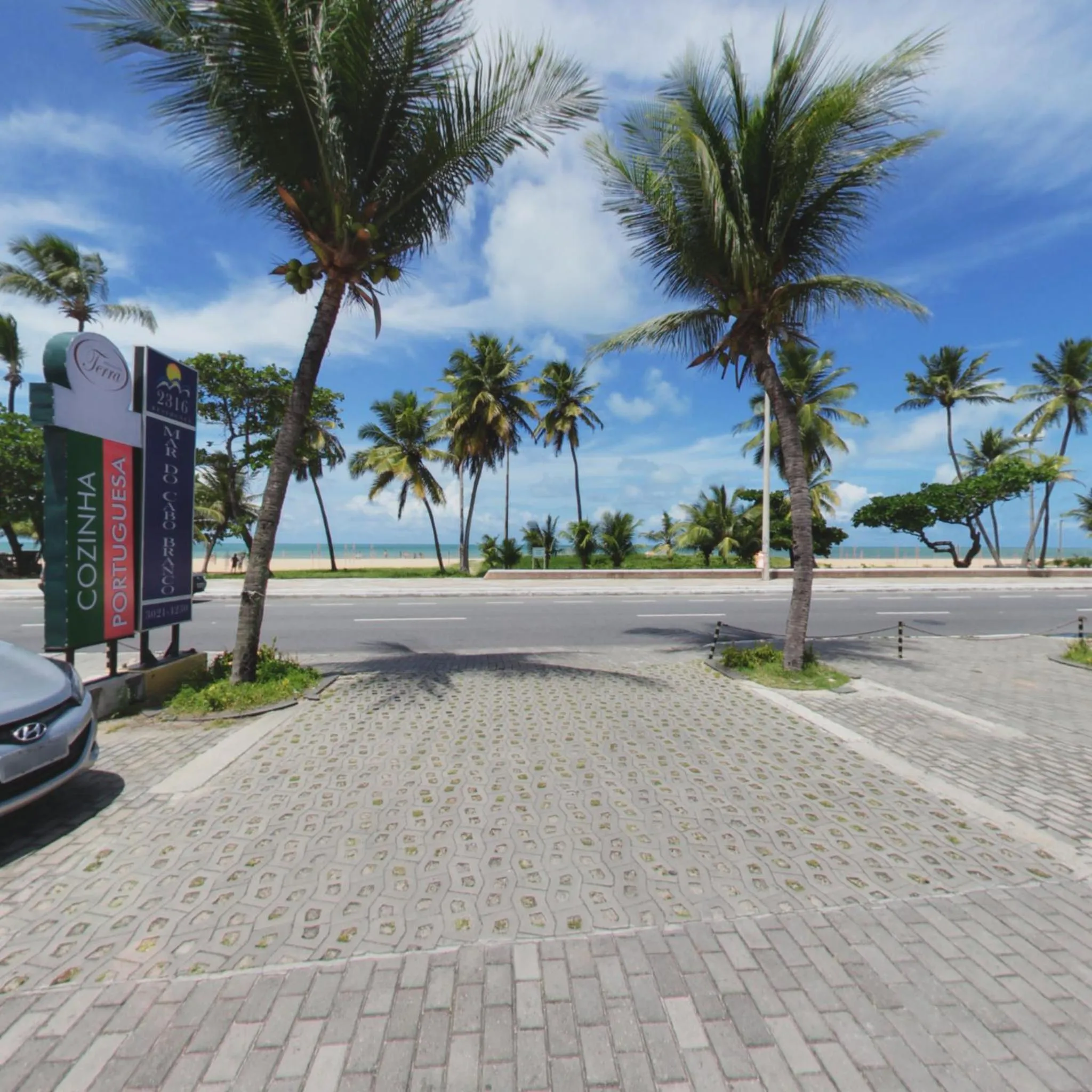 Facade/entrance in Flat Mar do Cabo Branco Residence