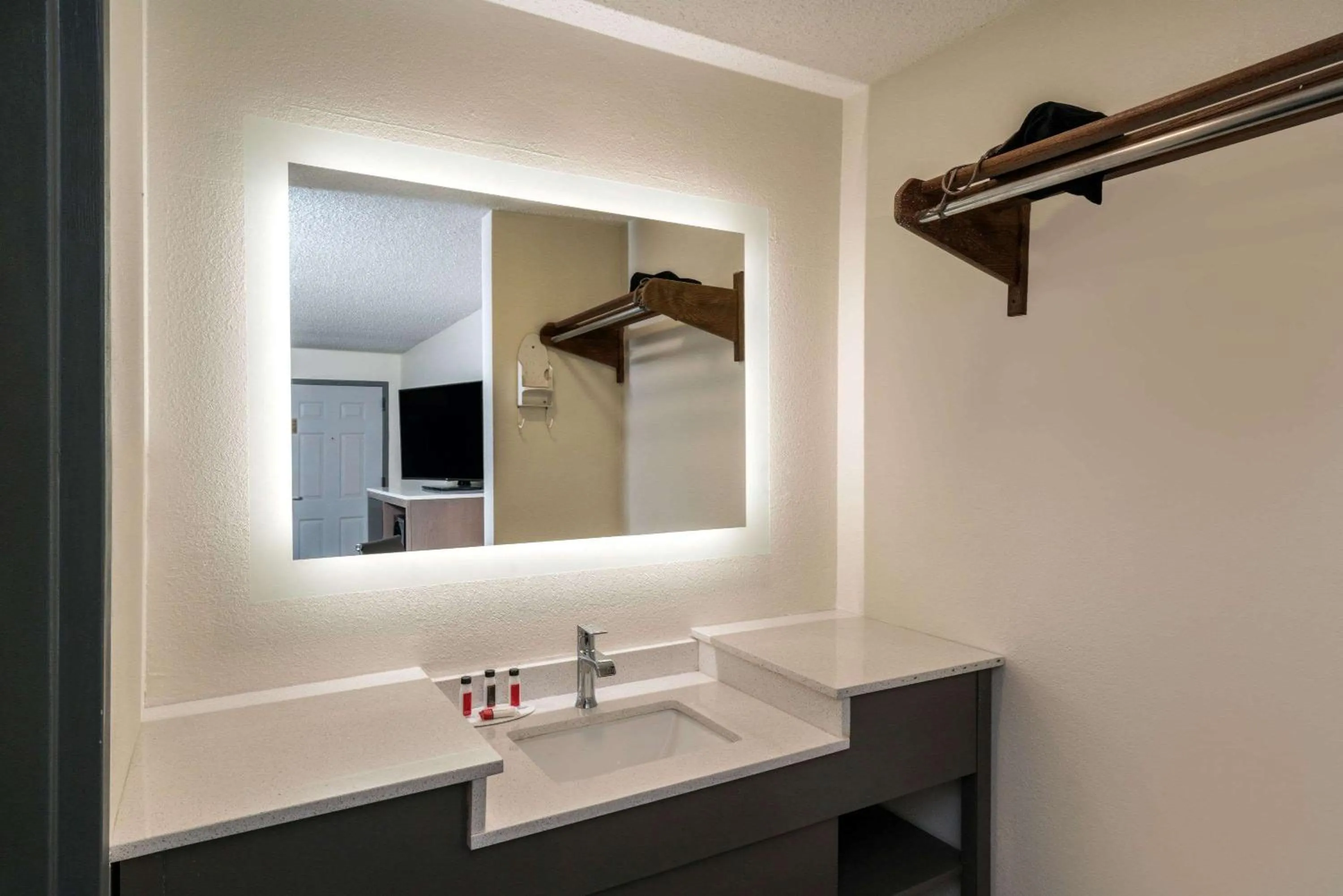 Bathroom in Baymont by Wyndham Franklin