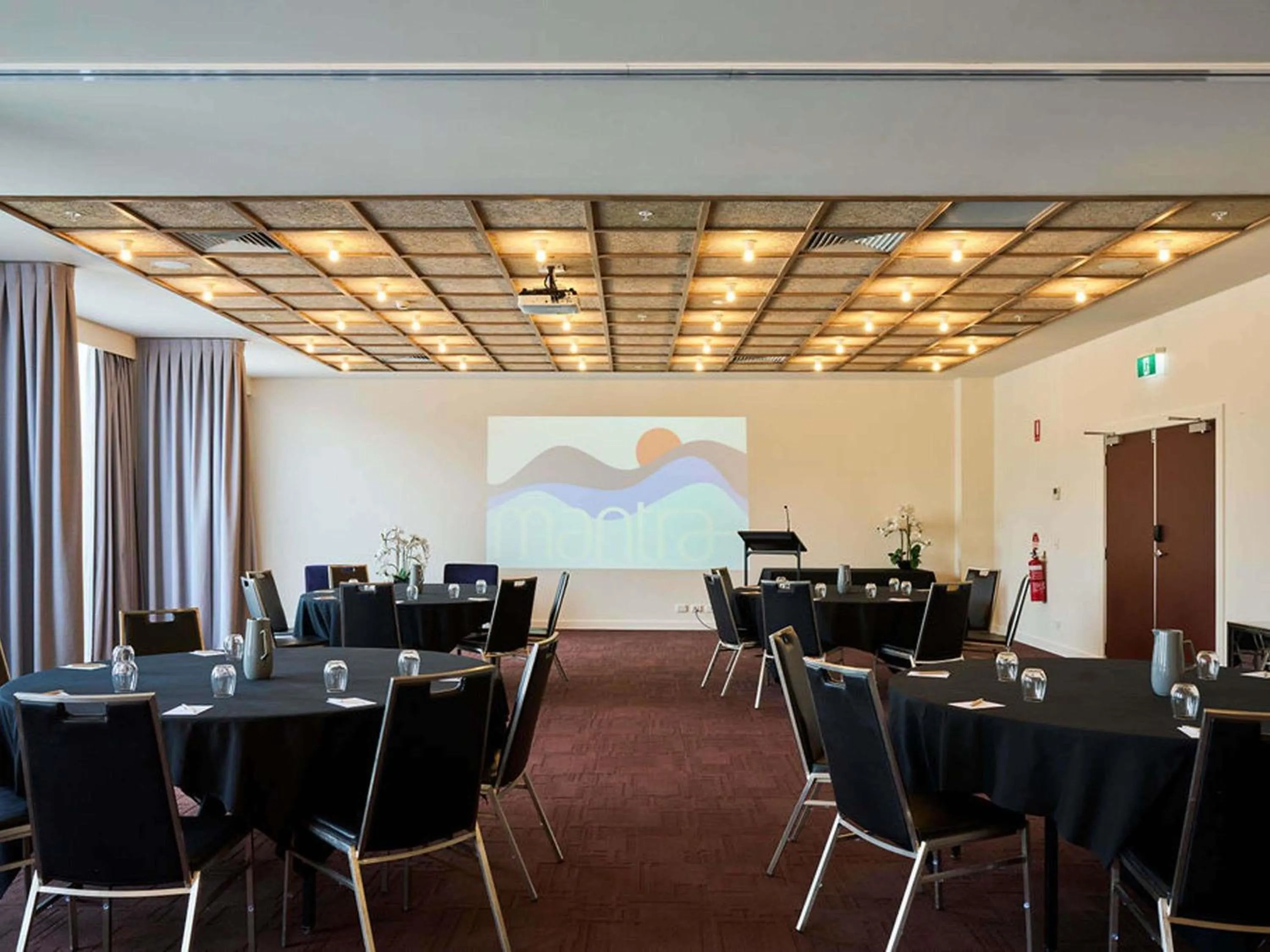 Meeting/conference room in Mantra Albury