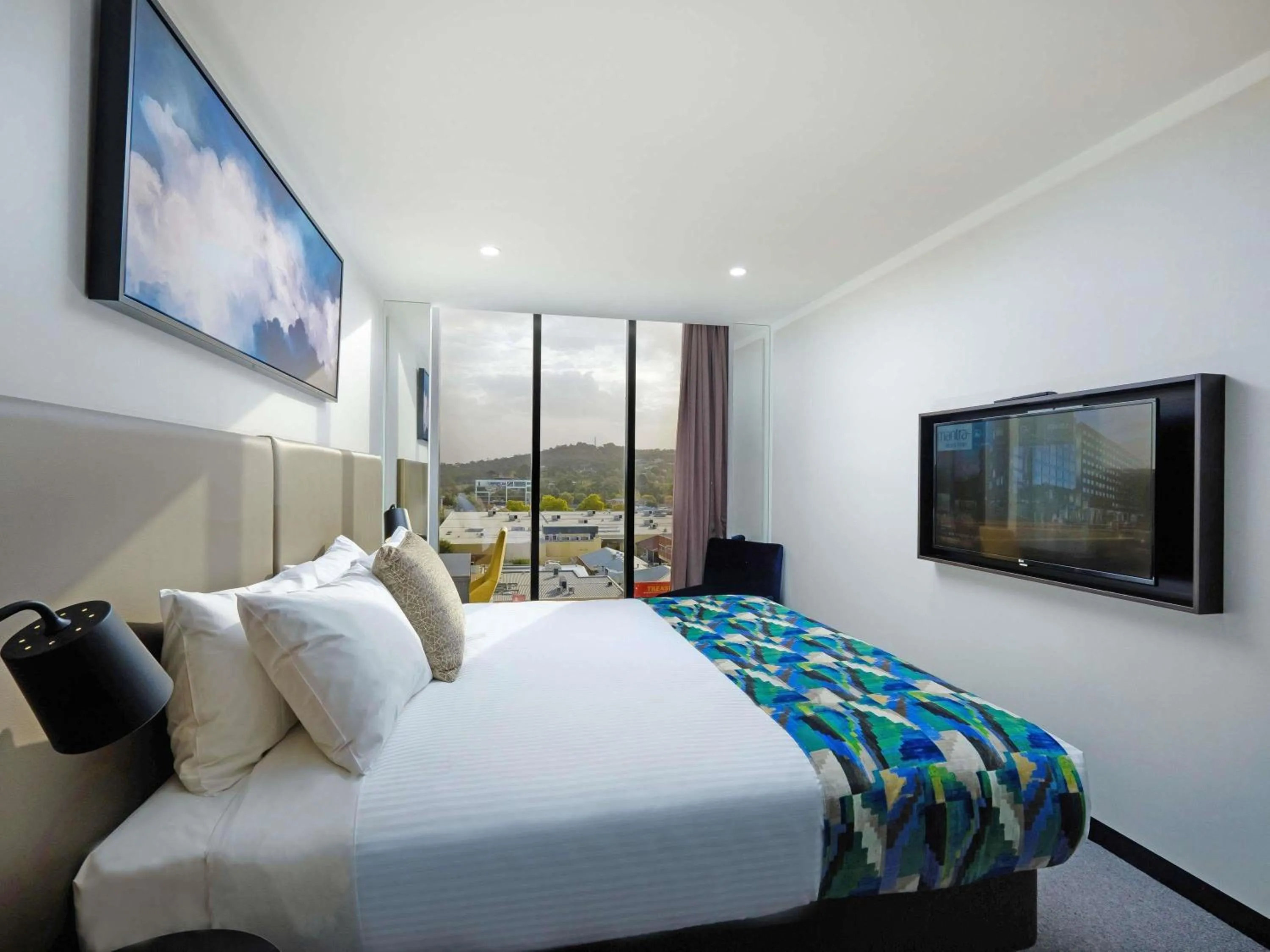 Bedroom, Bed in Mantra Albury