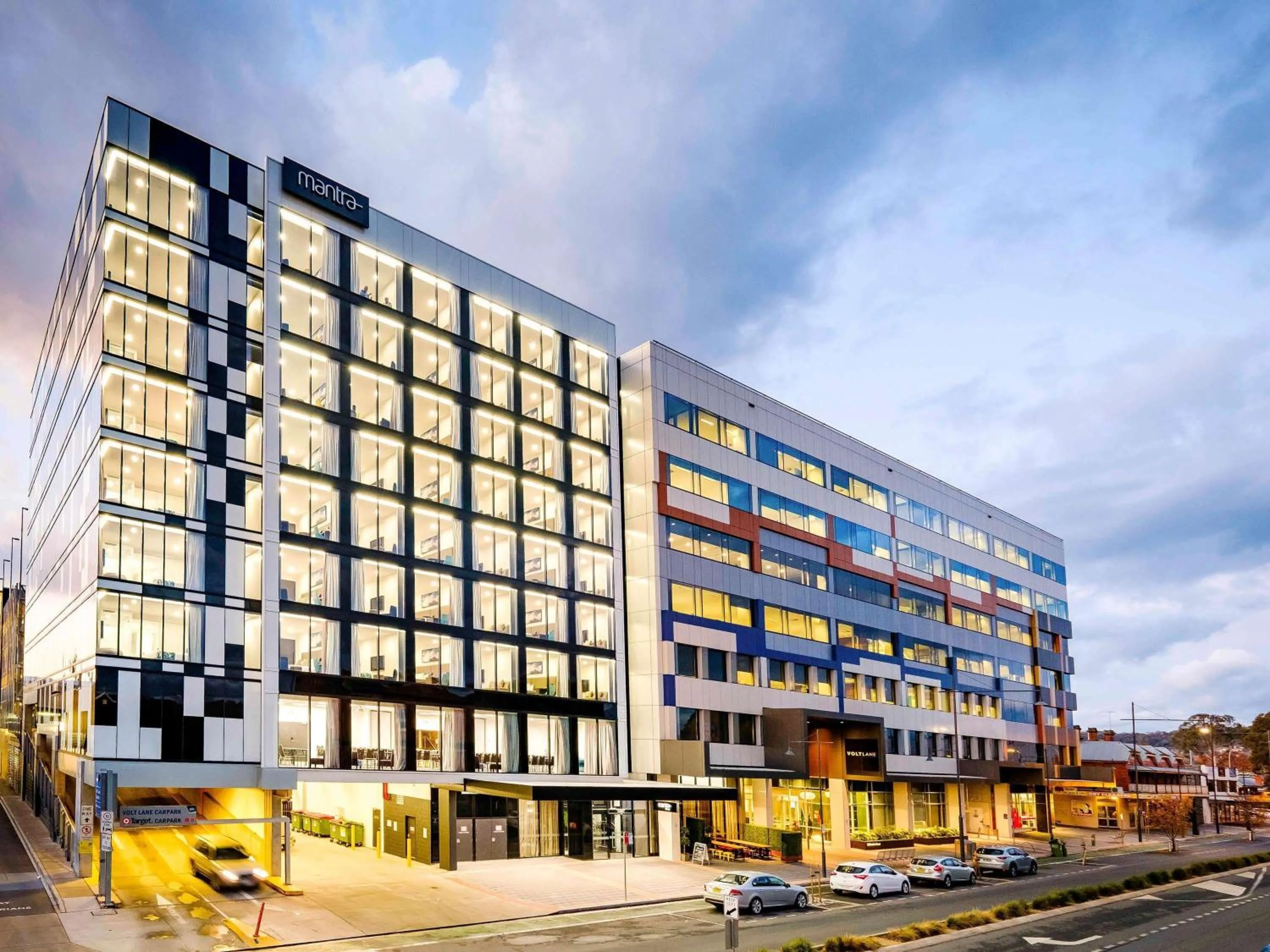 Property building in Mantra Albury