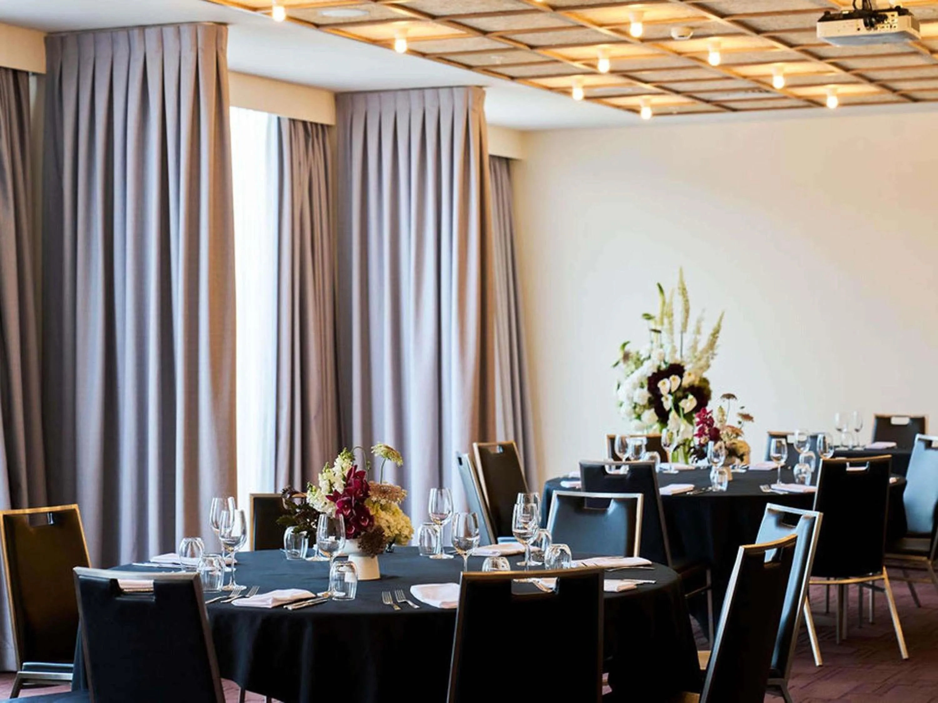 wedding in Mantra Albury