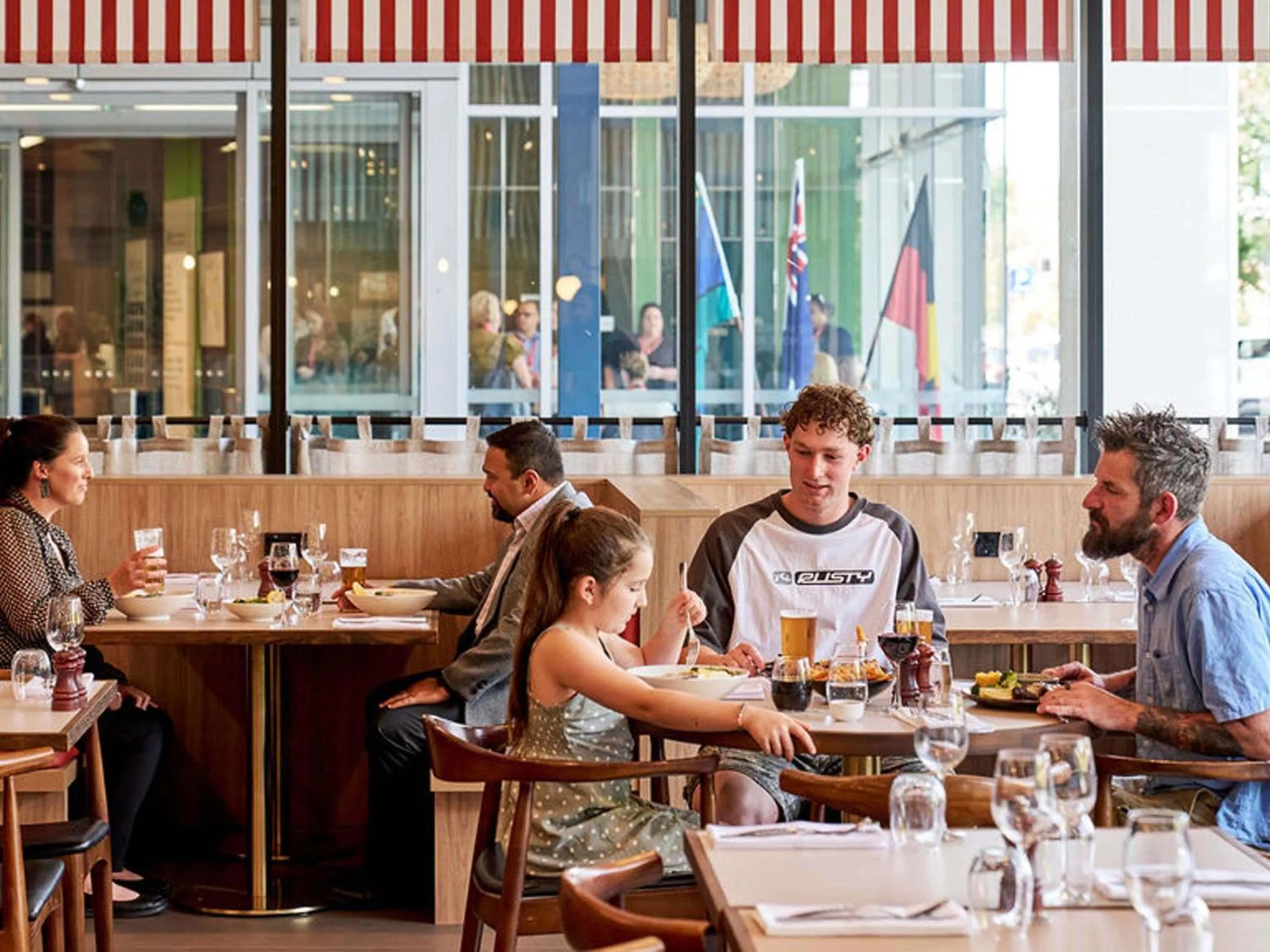 Restaurant/places to eat in Mantra Albury