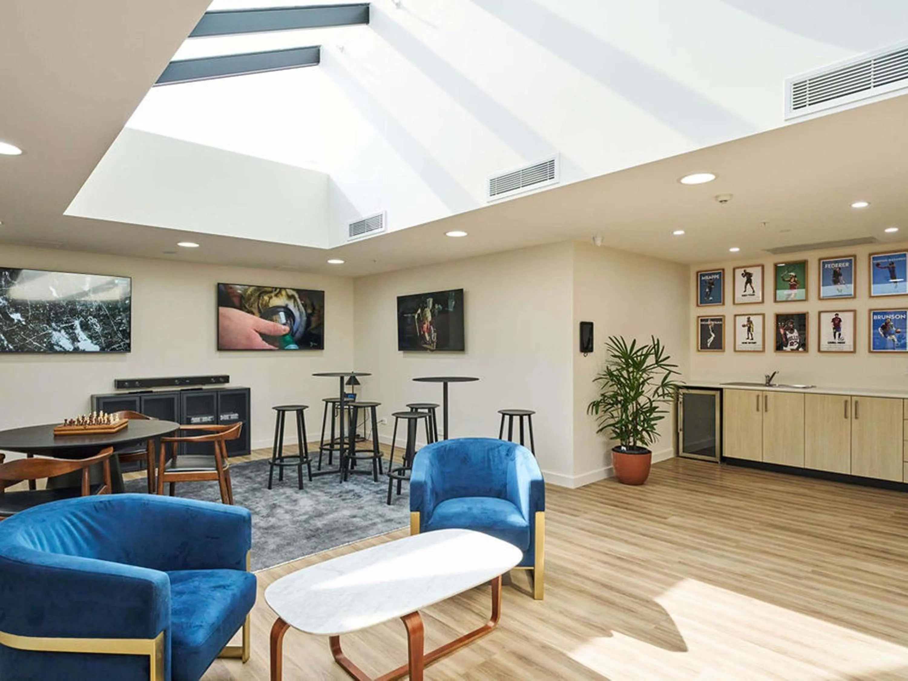 Property building in Mantra Albury