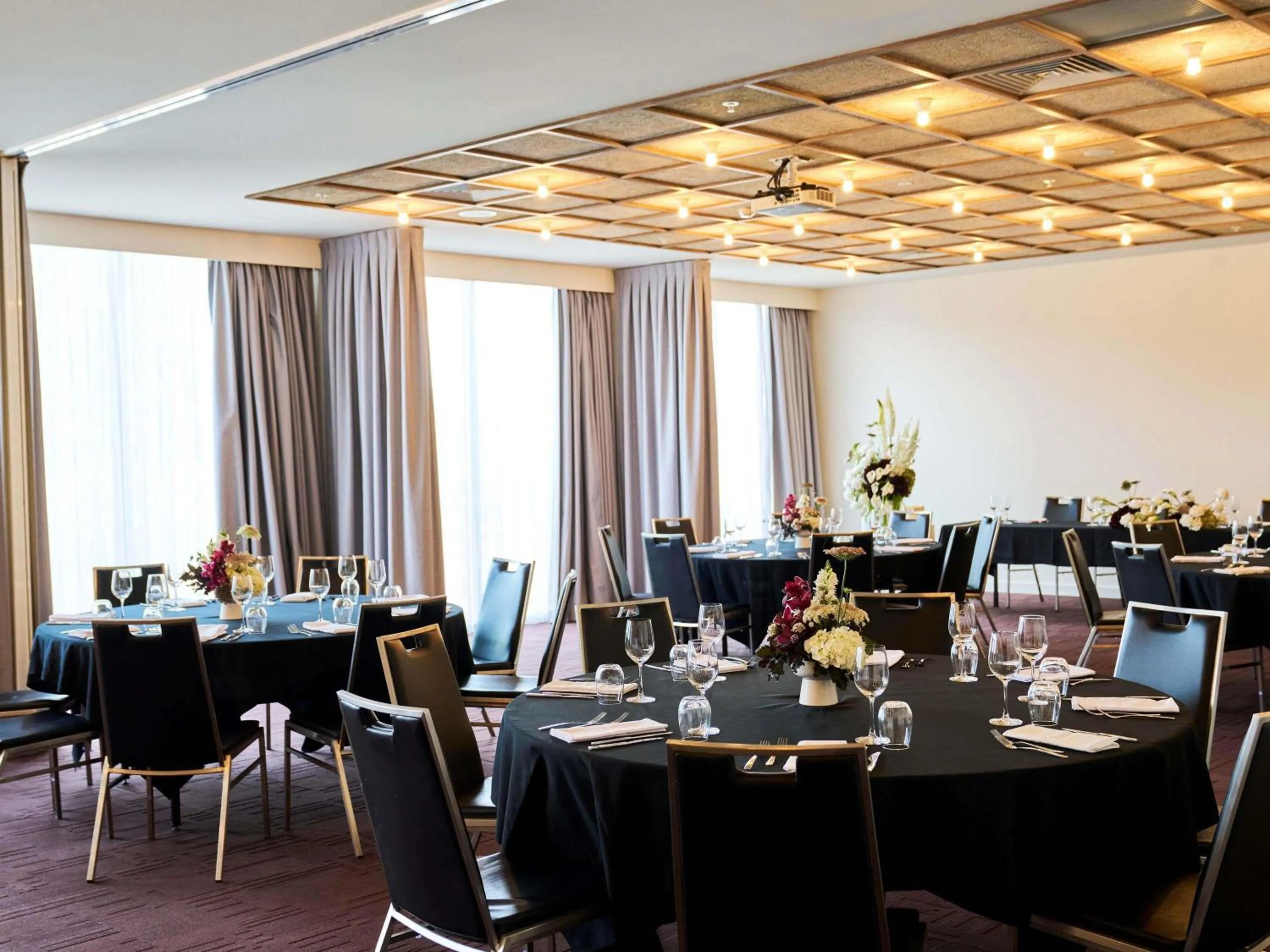 Meeting/conference room in Mantra Albury