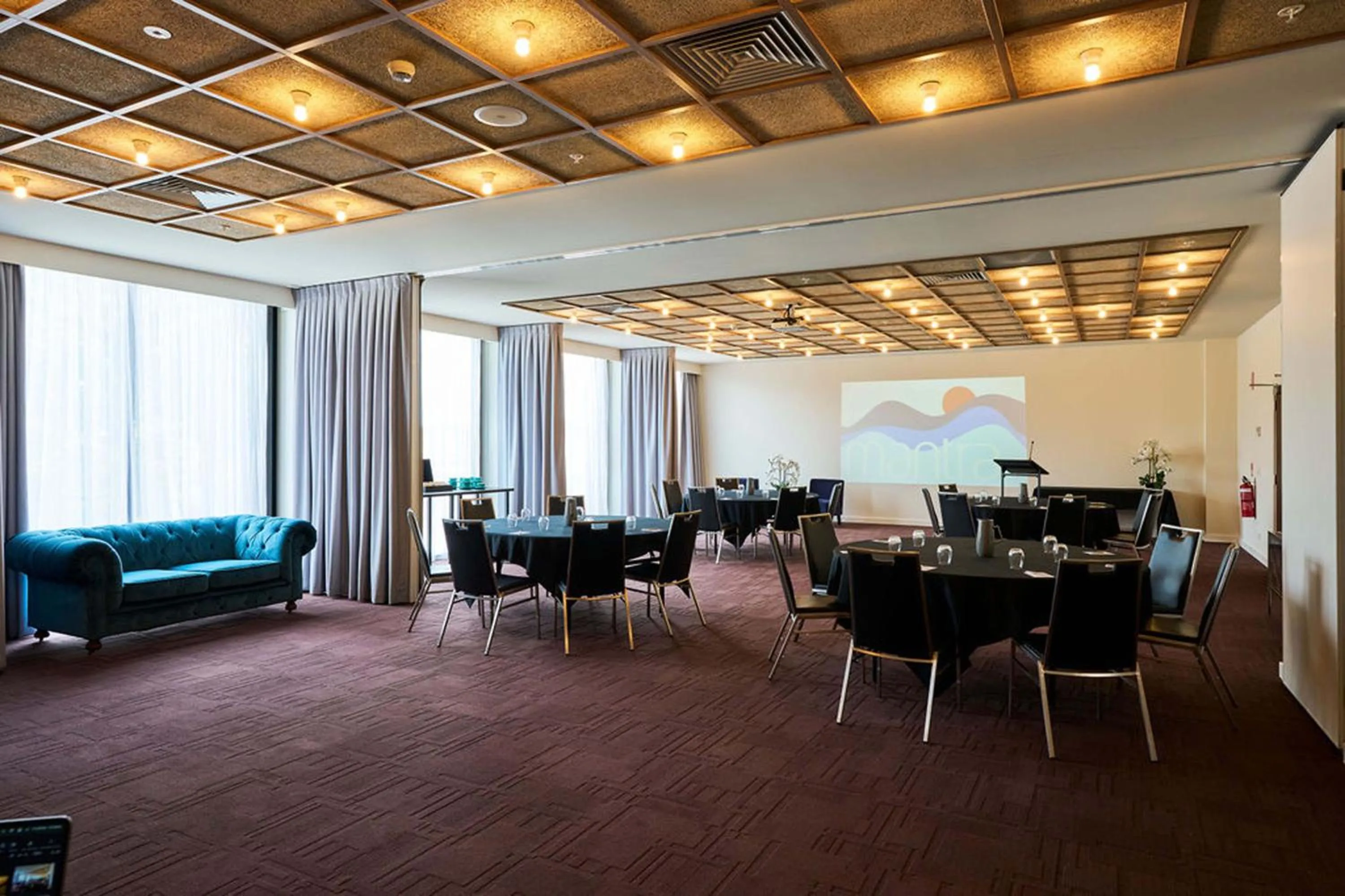 Meeting/conference room in Mantra Albury