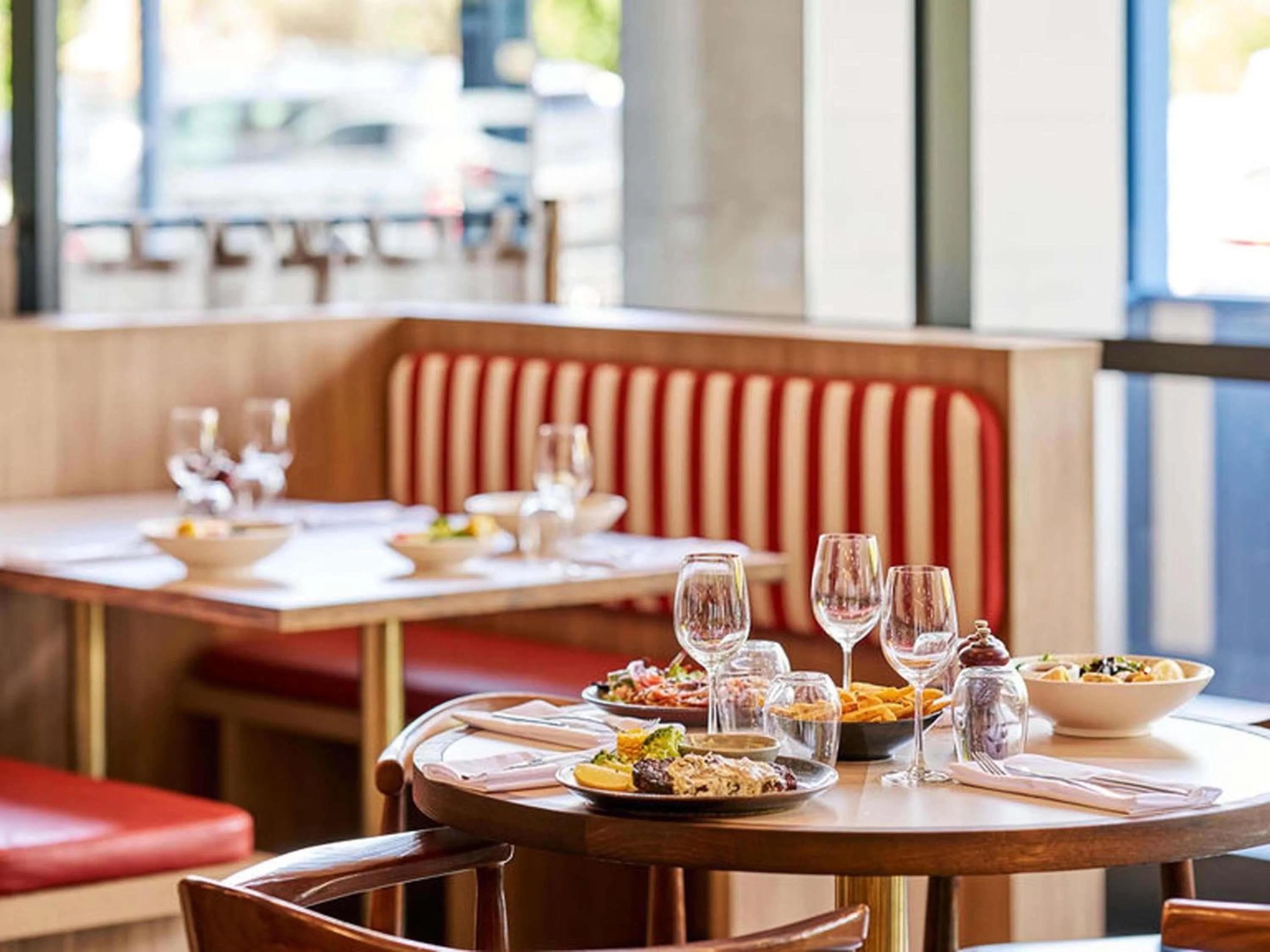 Restaurant/places to eat in Mantra Albury