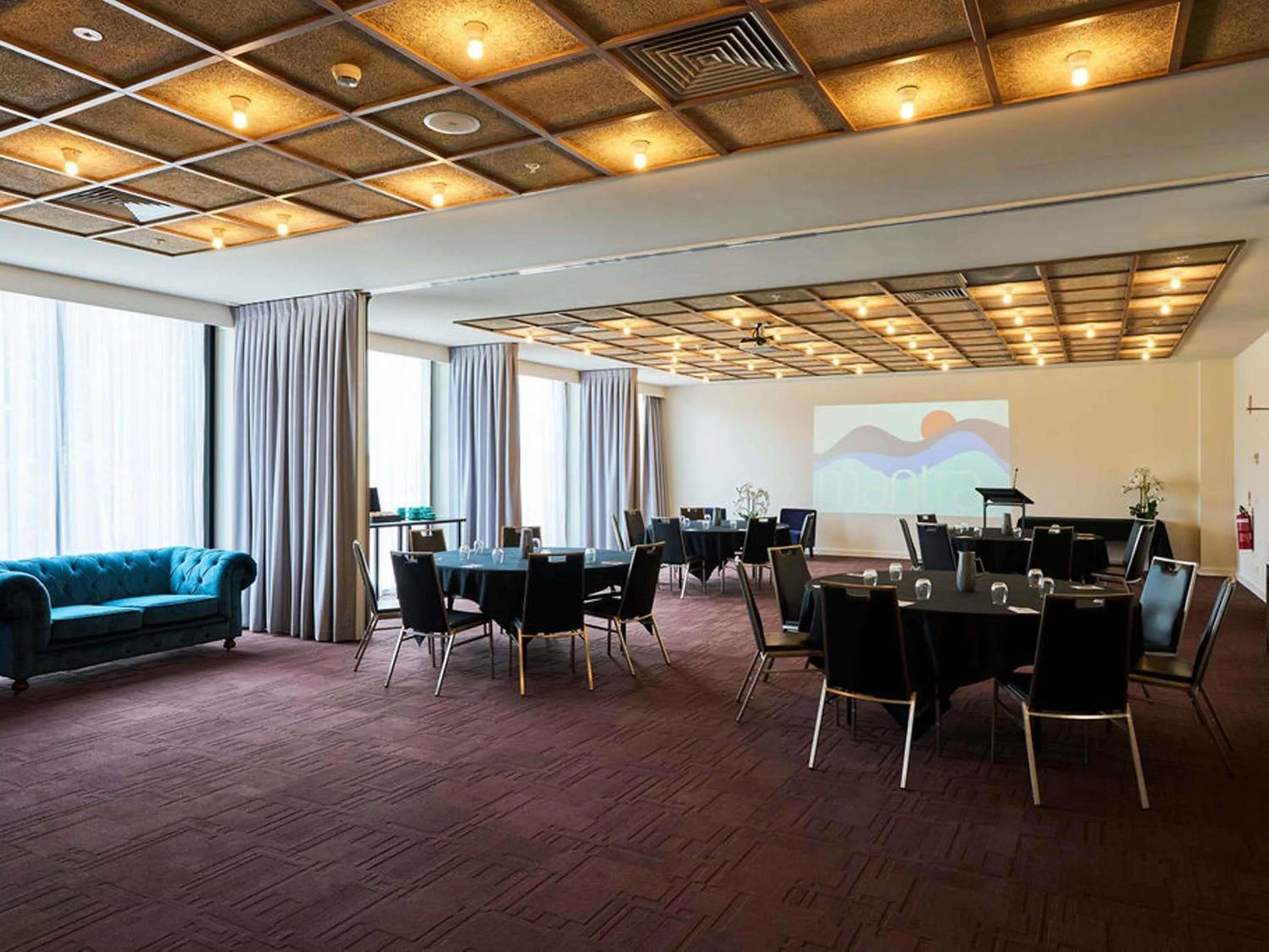 Meeting/conference room in Mantra Albury