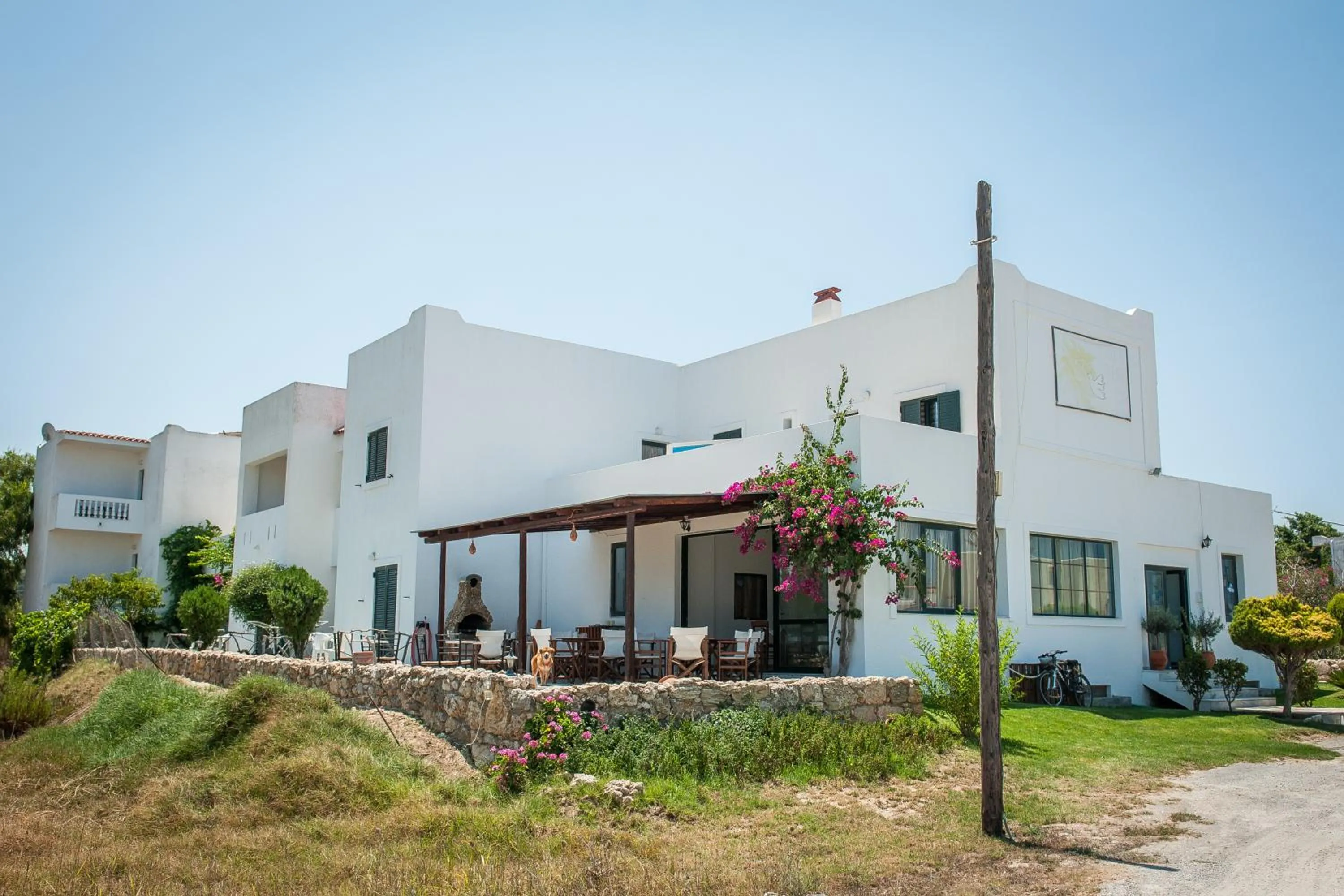 Property building in Ilios and Irene