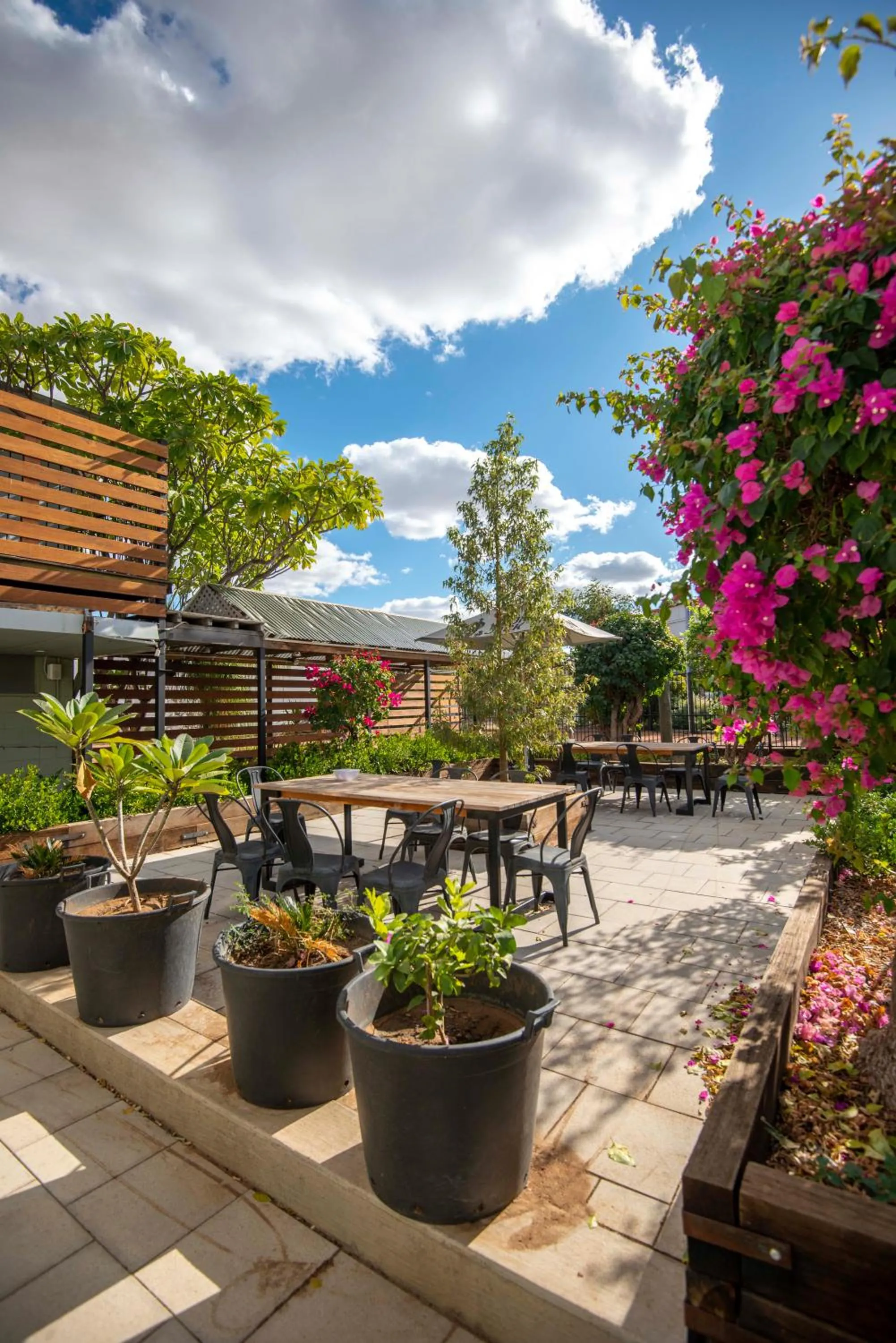 Longreach Most Central Motel