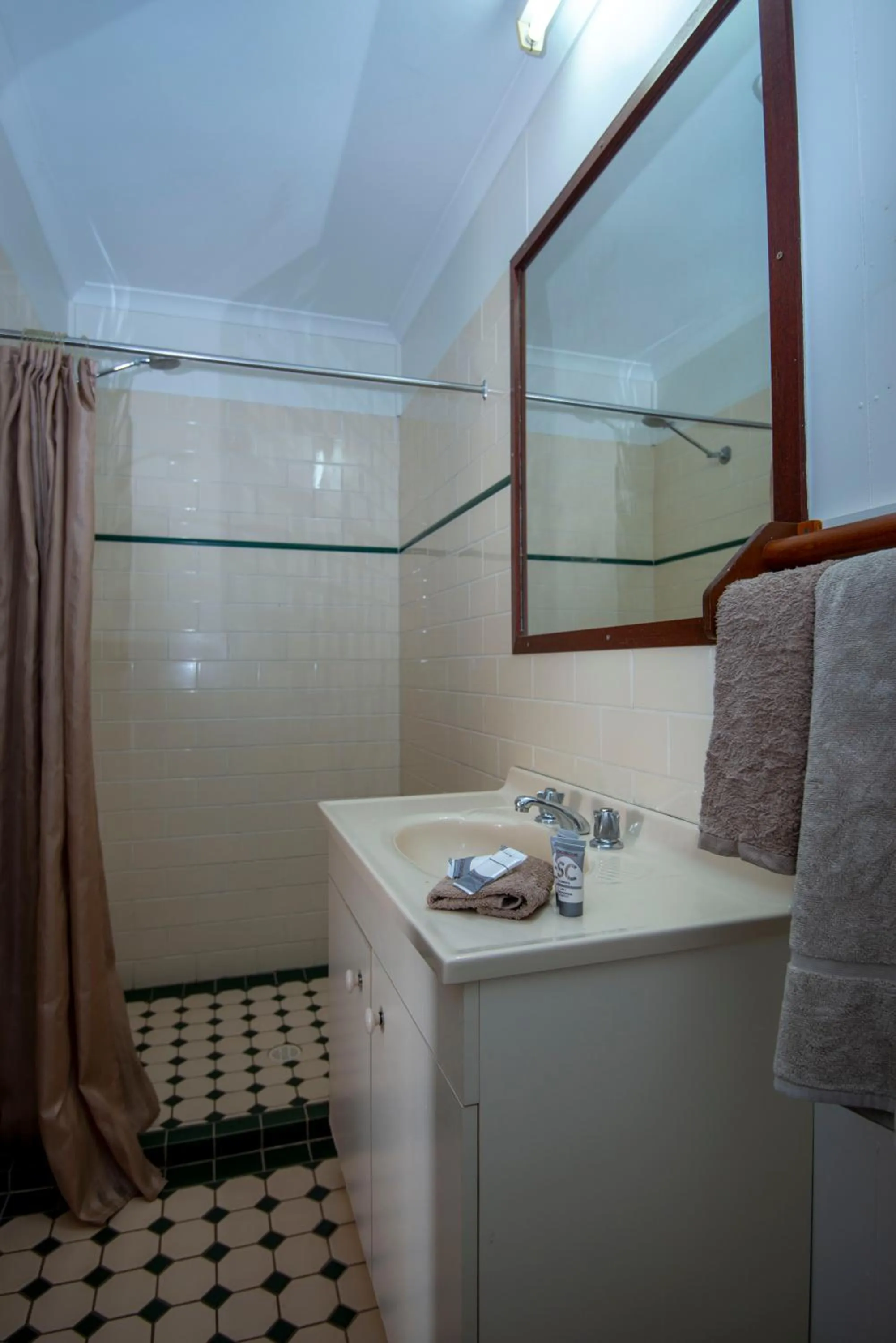 Longreach Most Central Motel