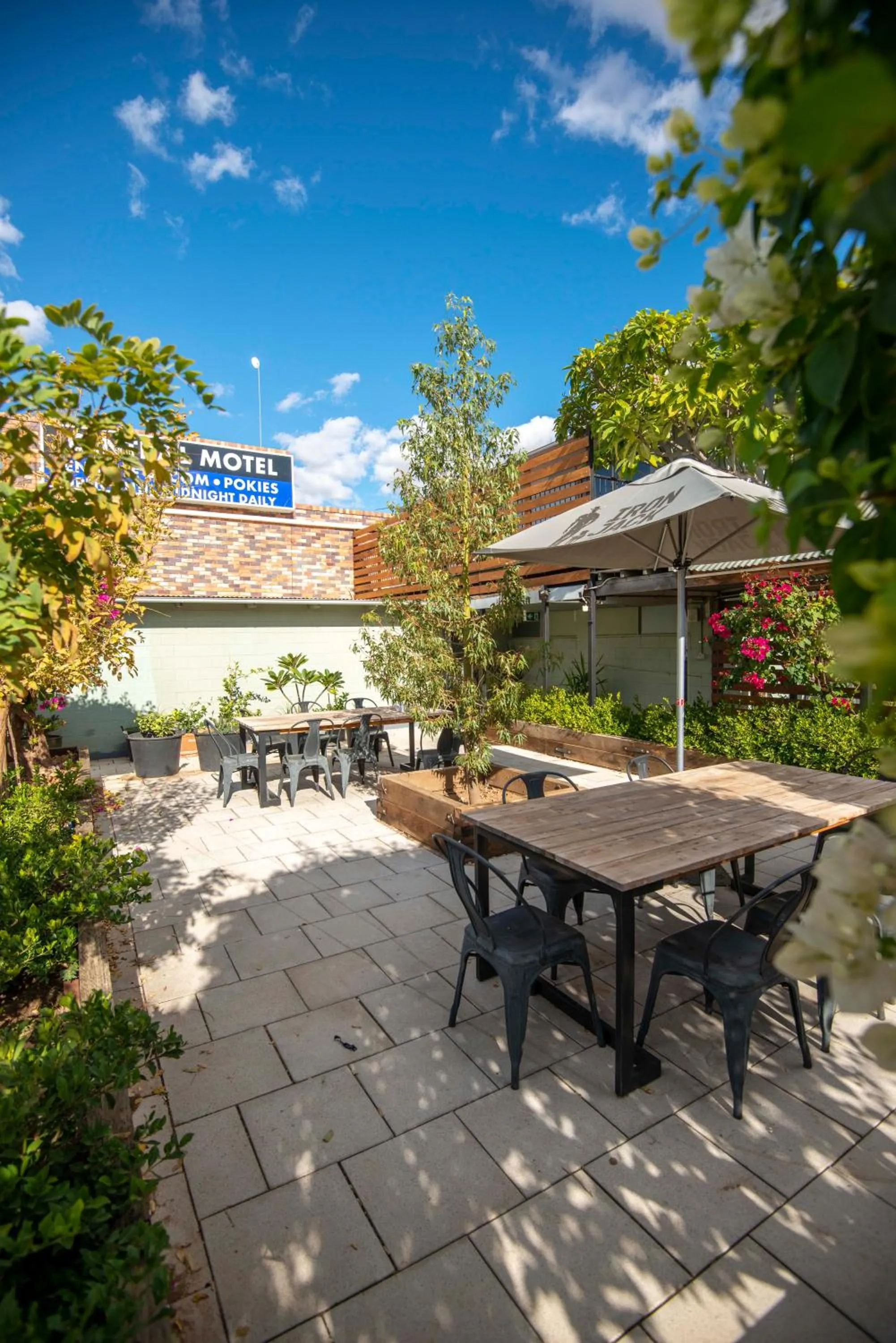 Longreach Most Central Motel