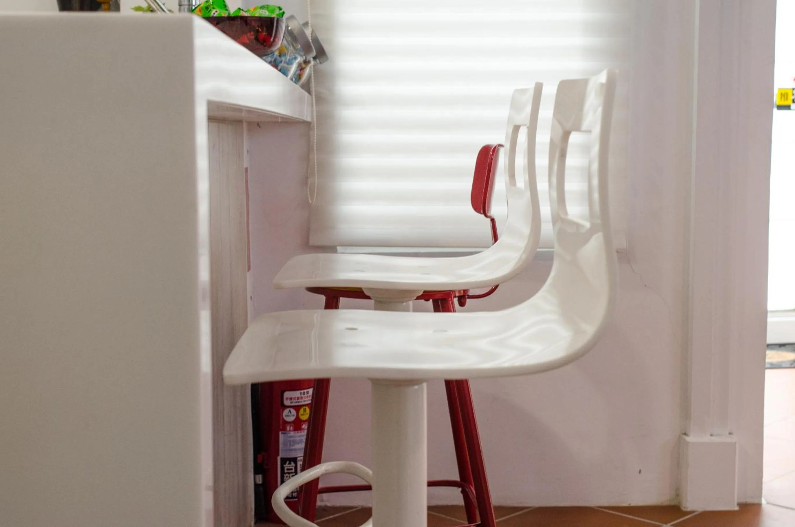 Communal lounge/ TV room in Tainan Travel Inn