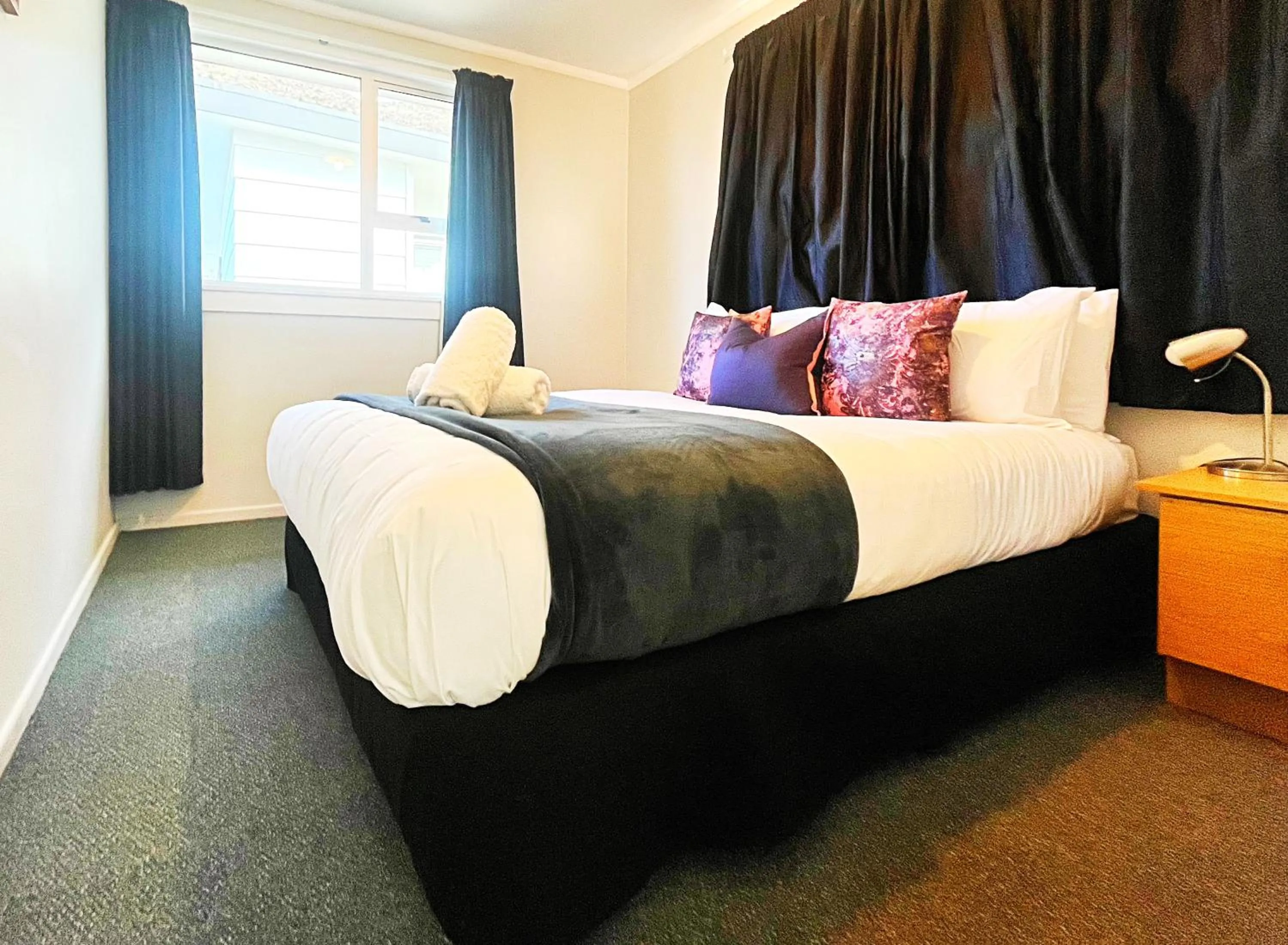 Bed in Kurow Motel