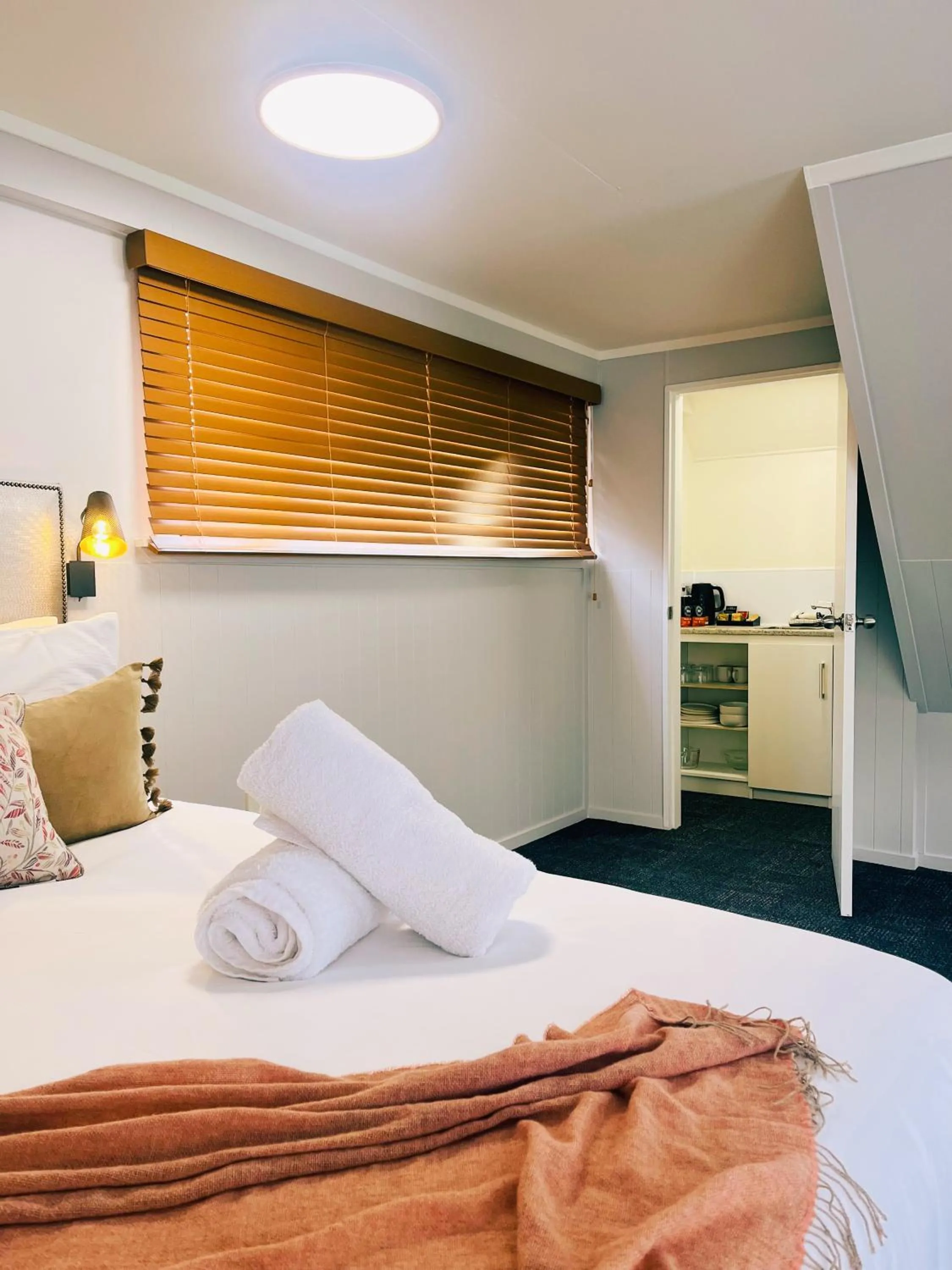 Bed in Kurow Motel
