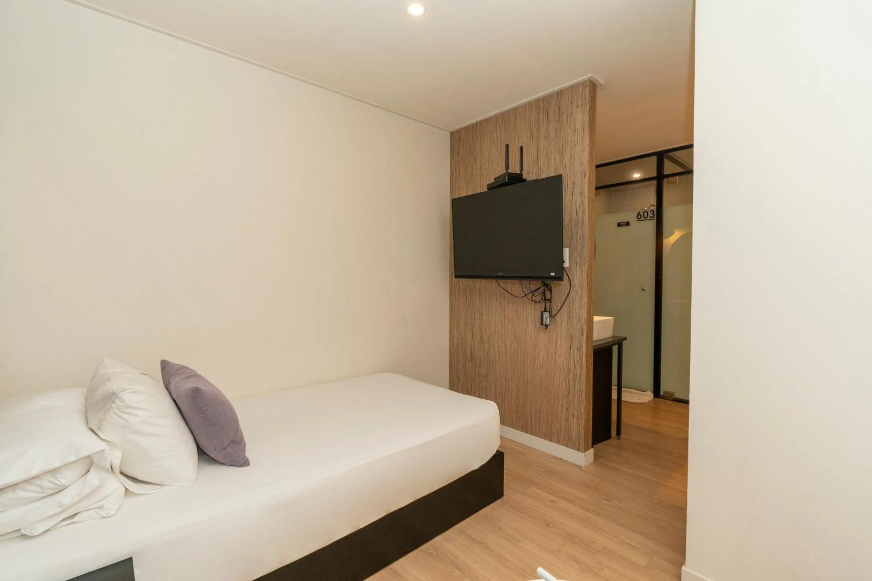 TV/Entertainment Center in No. 25 Signature Hotel Daecheong