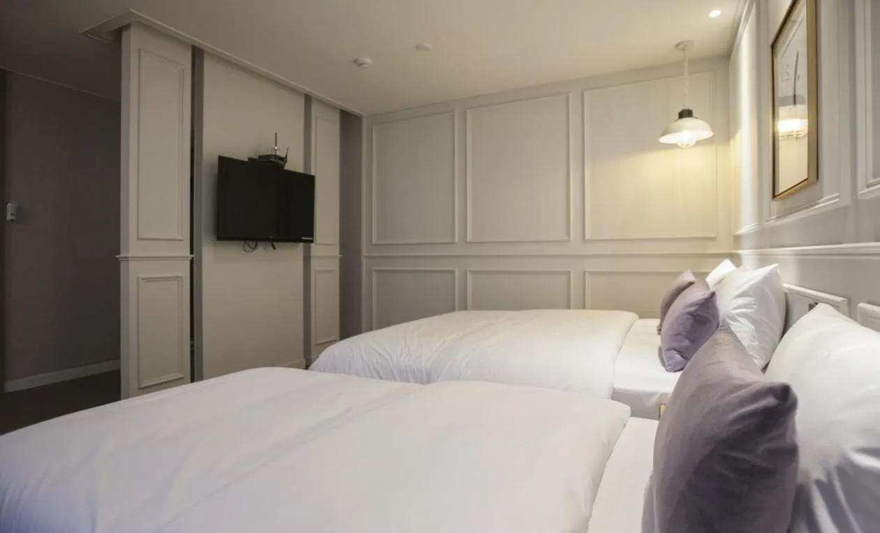 Bed in No. 25 Signature Hotel Daecheong