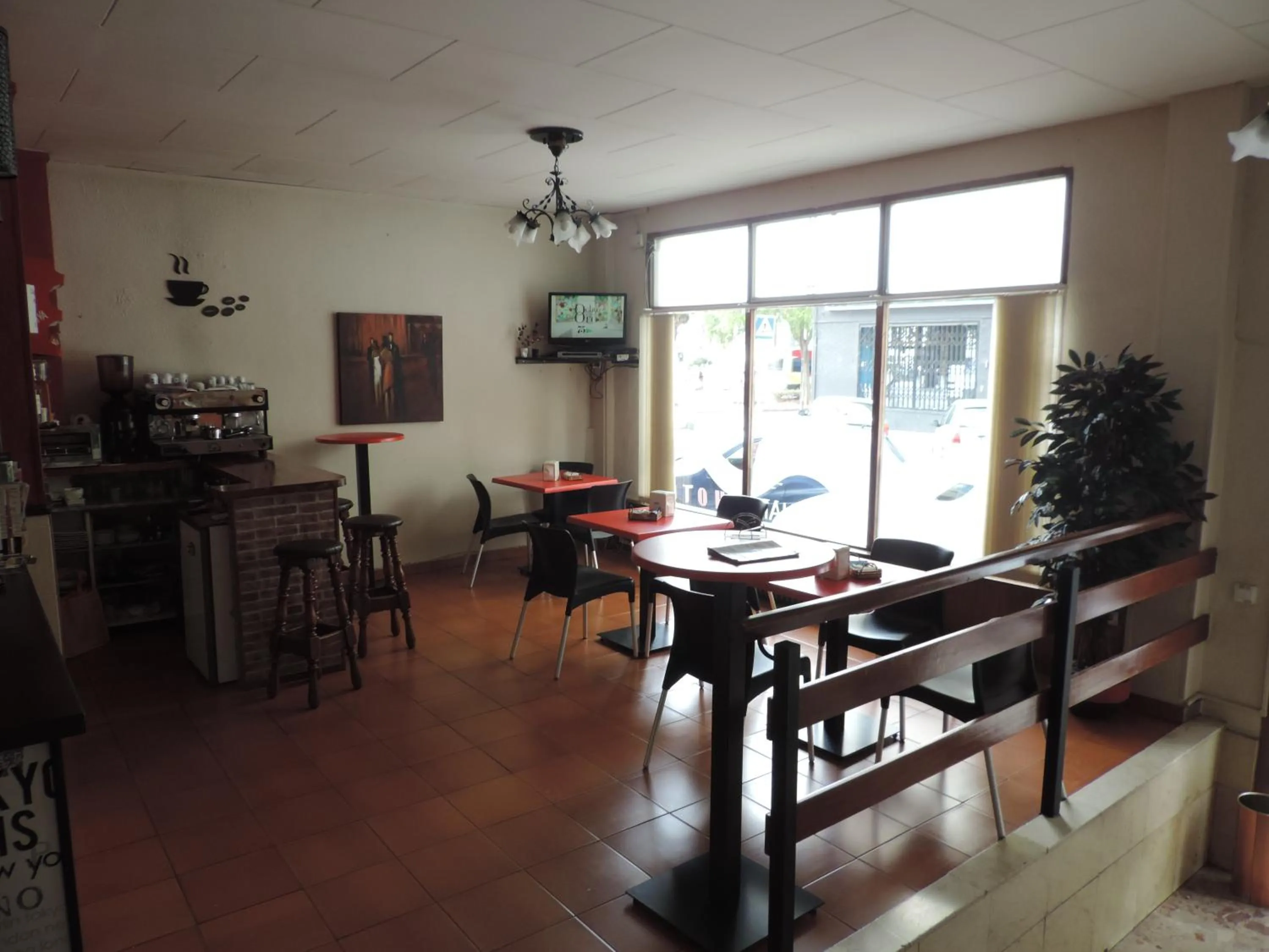 Restaurant/places to eat in Hotel Azahar