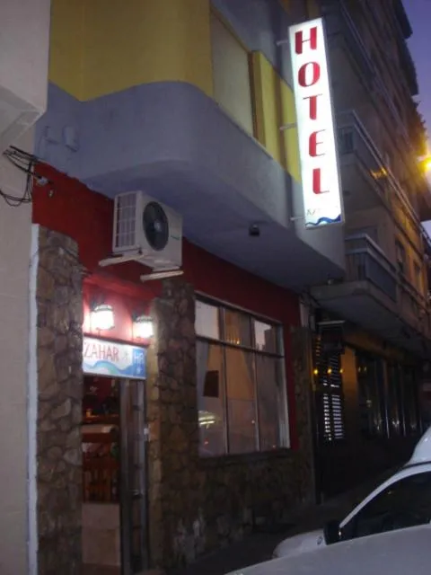 Facade/entrance in Hotel Azahar