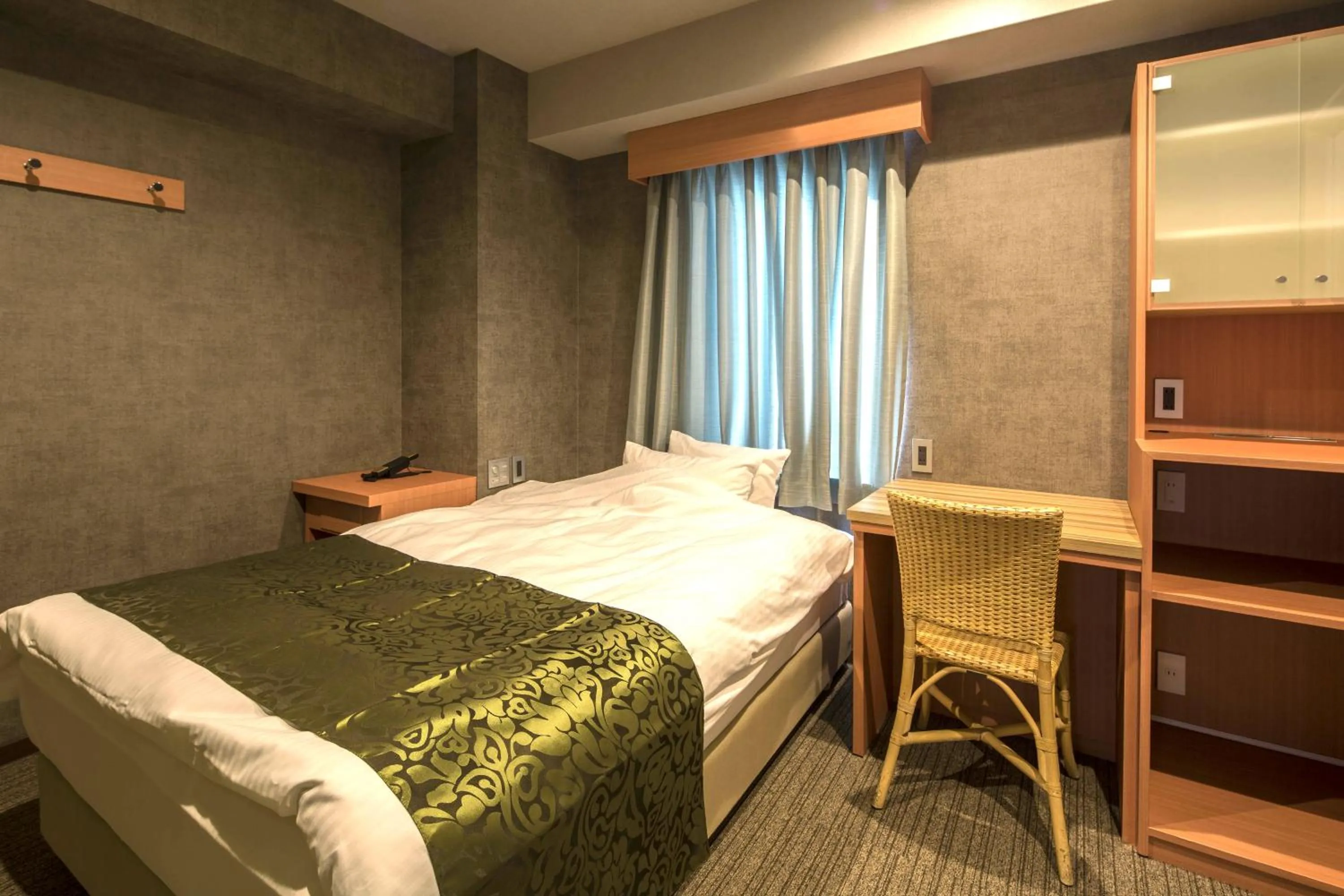 Bedroom, Bed in Hotel THE Grandee Shinsaibashi Namba