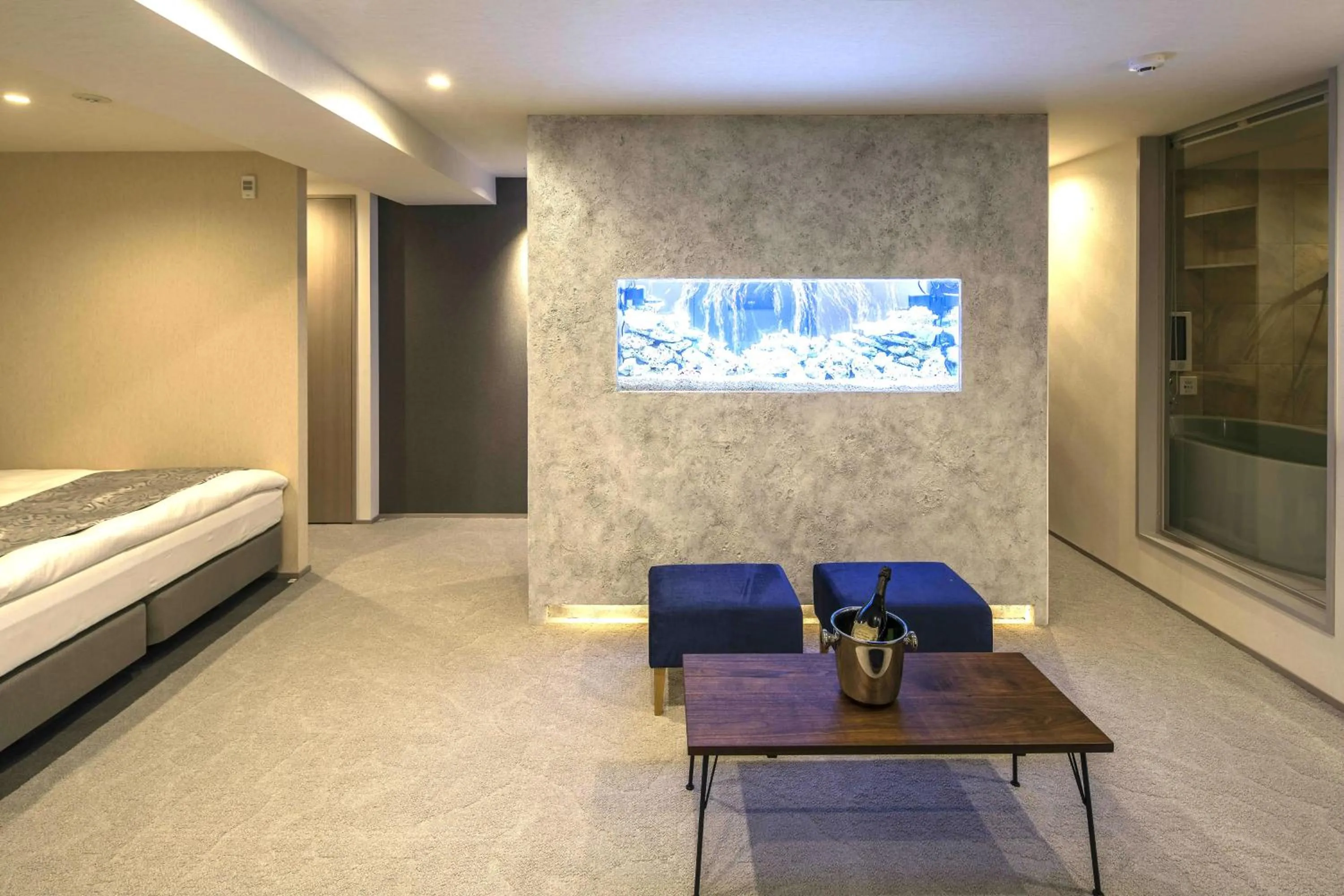 Living room, Bed in Hotel THE Grandee Shinsaibashi Namba