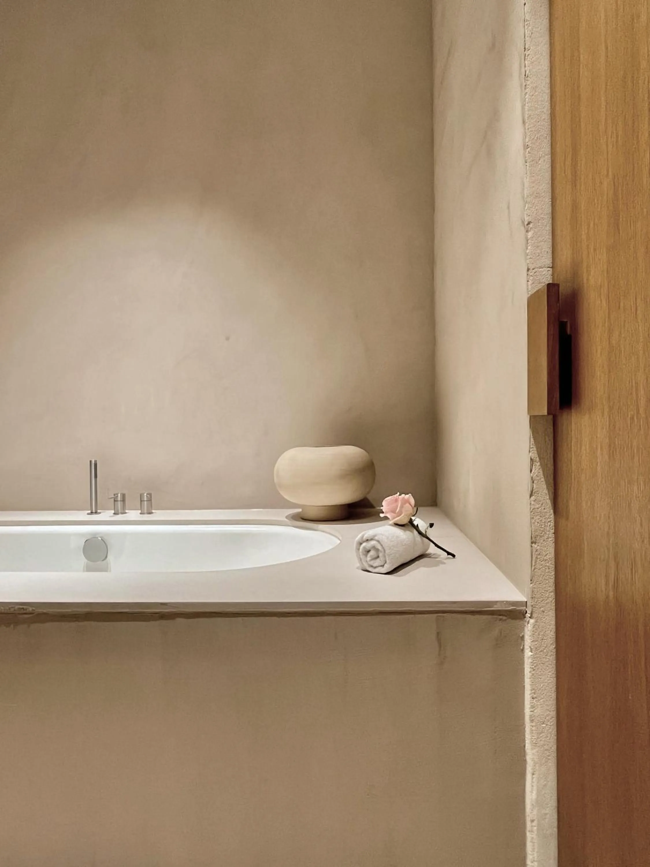 Bathroom in Toile Blanche