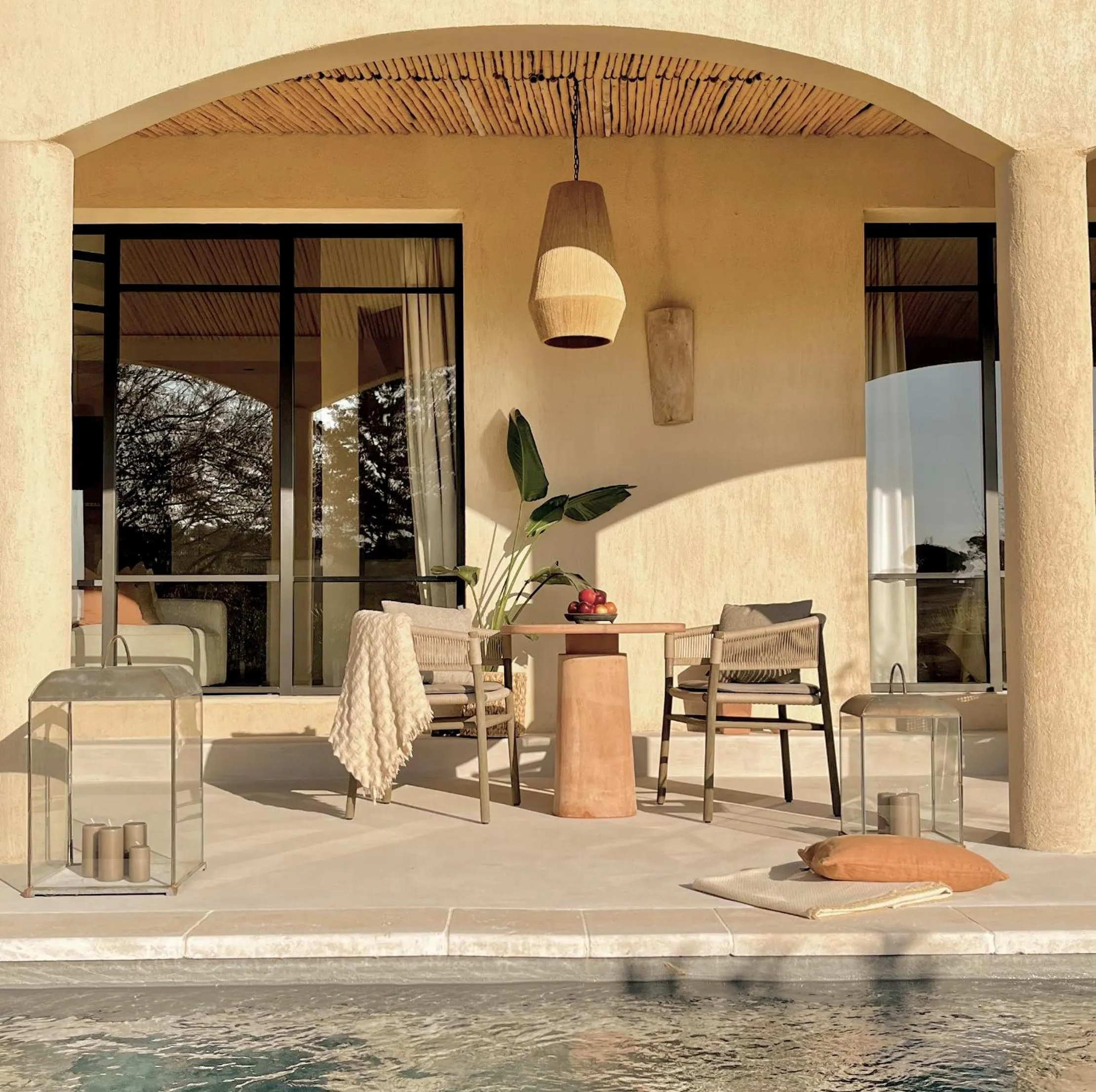 Patio in Toile Blanche