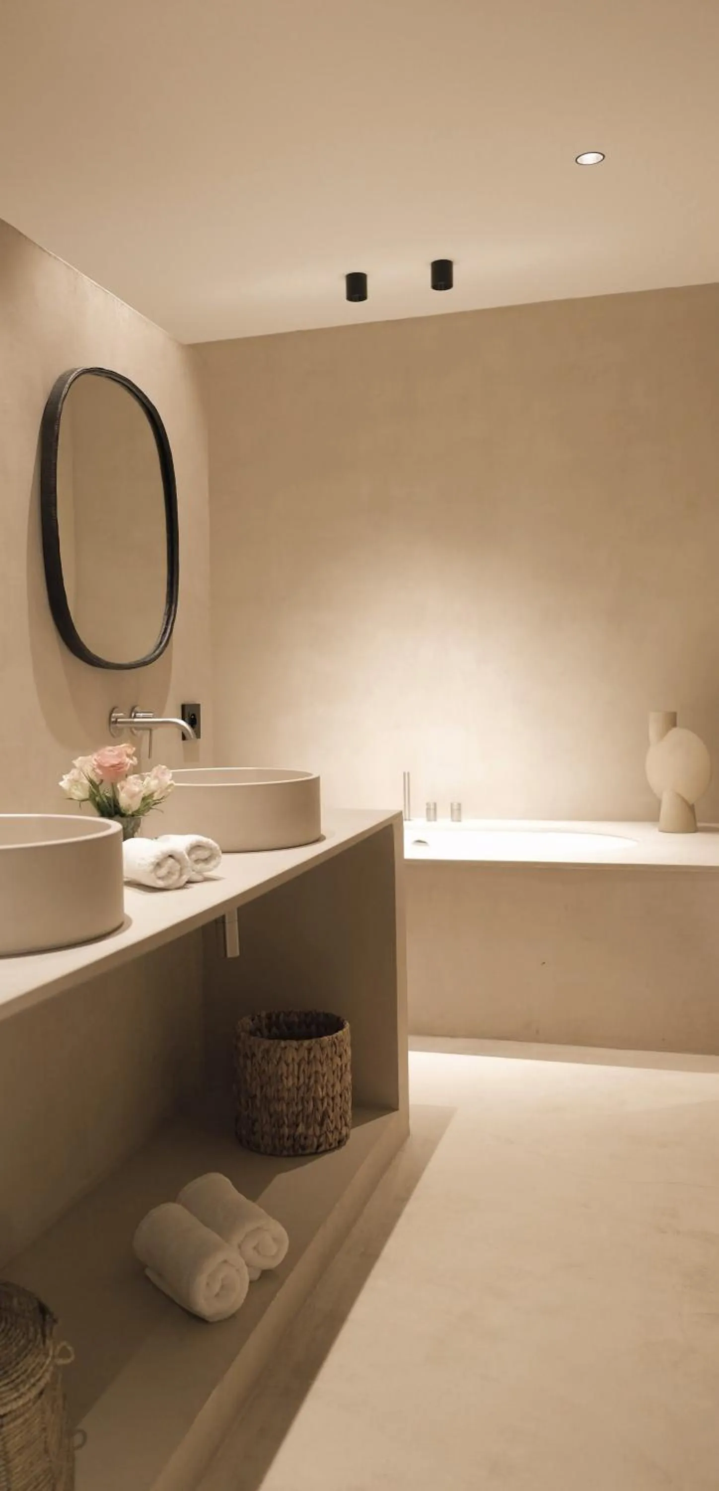 Bathroom in Toile Blanche