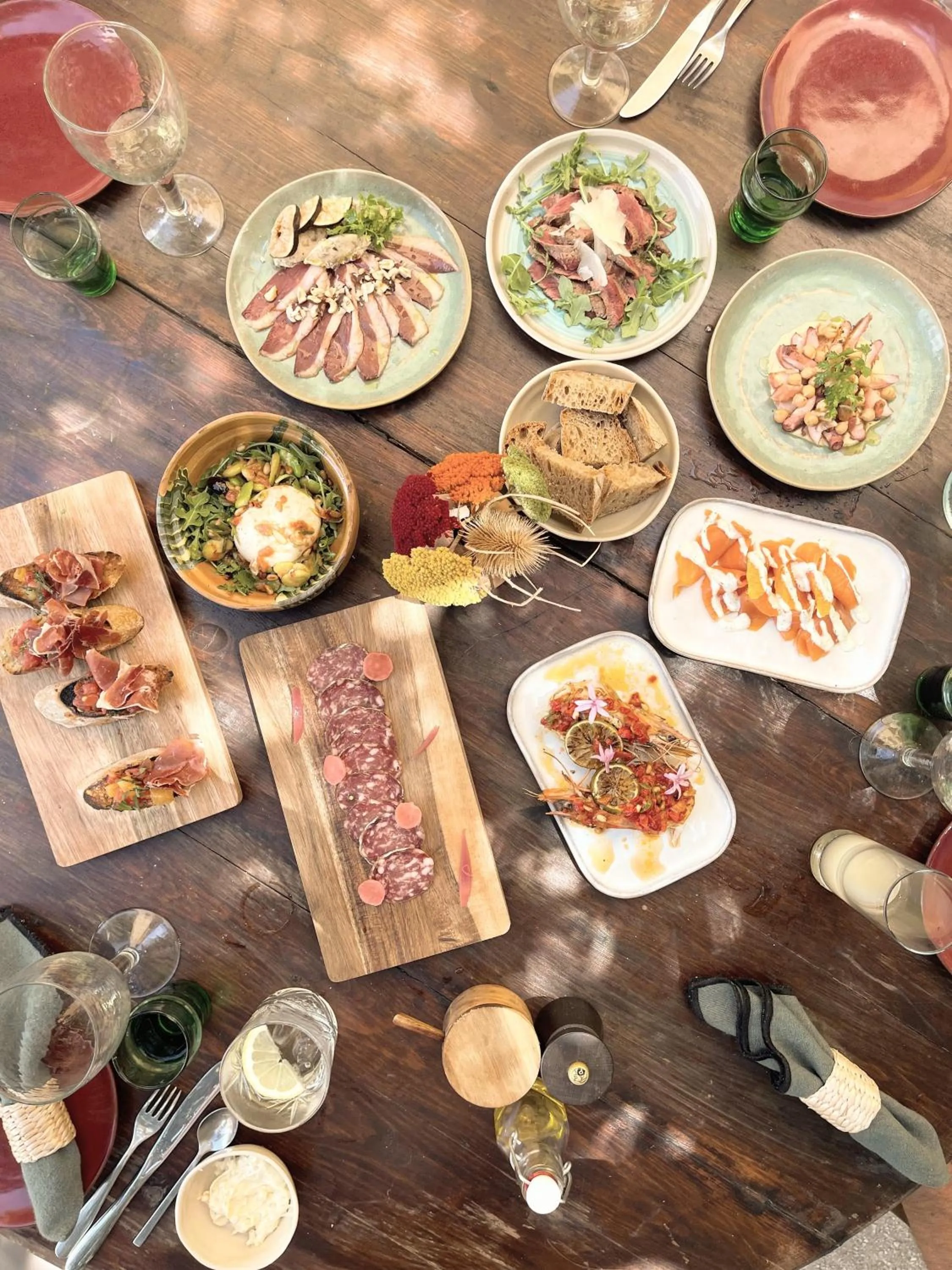 Food close-up in Toile Blanche