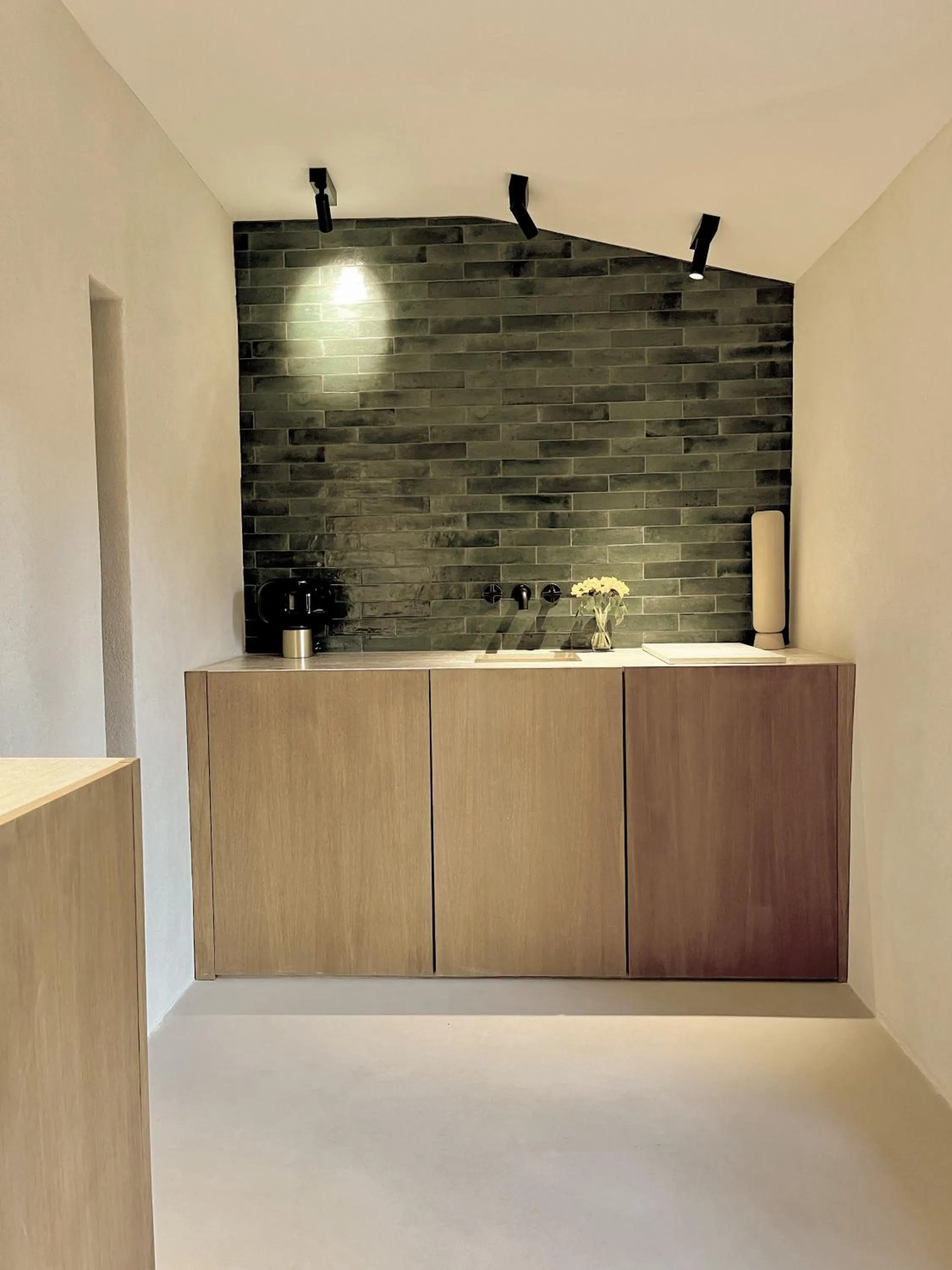 minibar in Toile Blanche