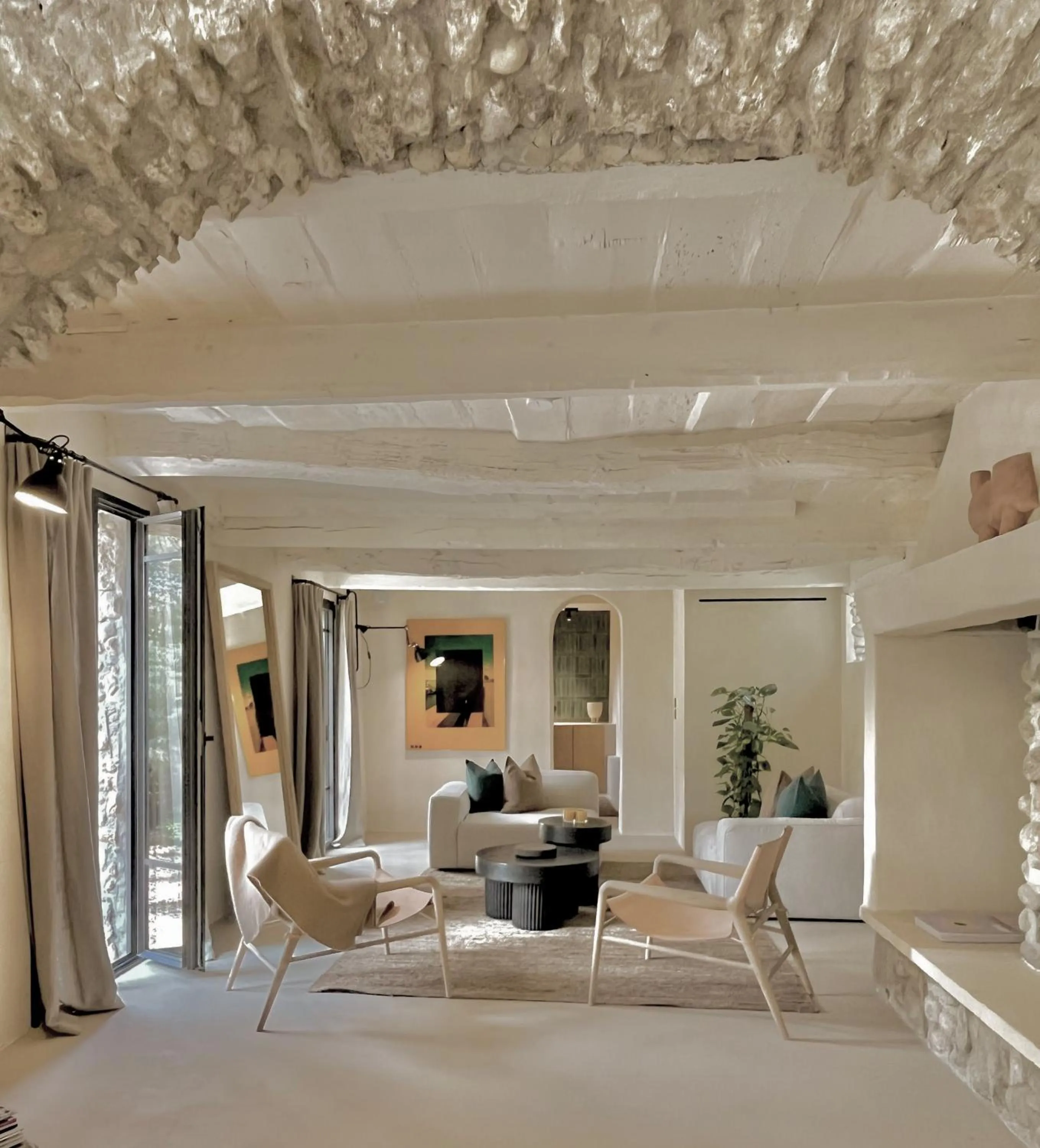 Living room, Bed in Toile Blanche