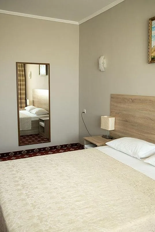 Bedroom, Bed in Silk Way Hotel