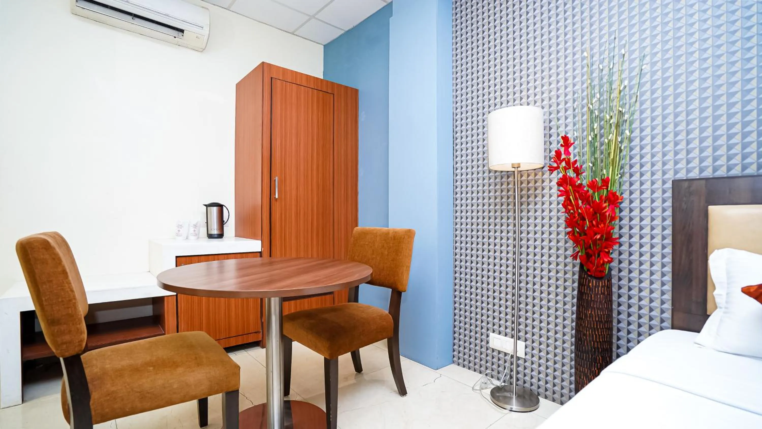 Other, Bed in Hotel Pooja Palace