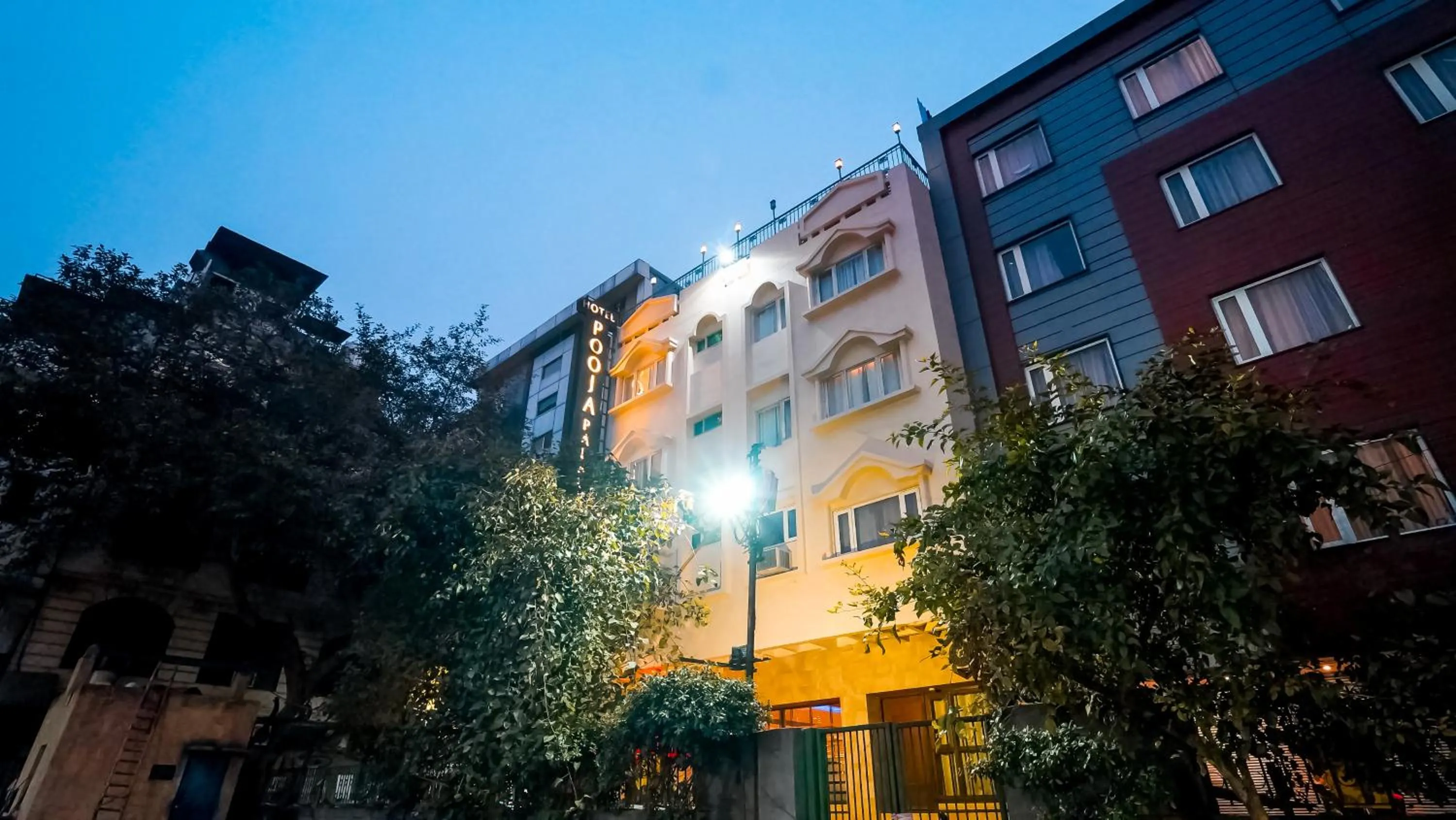 Property building in Hotel Pooja Palace