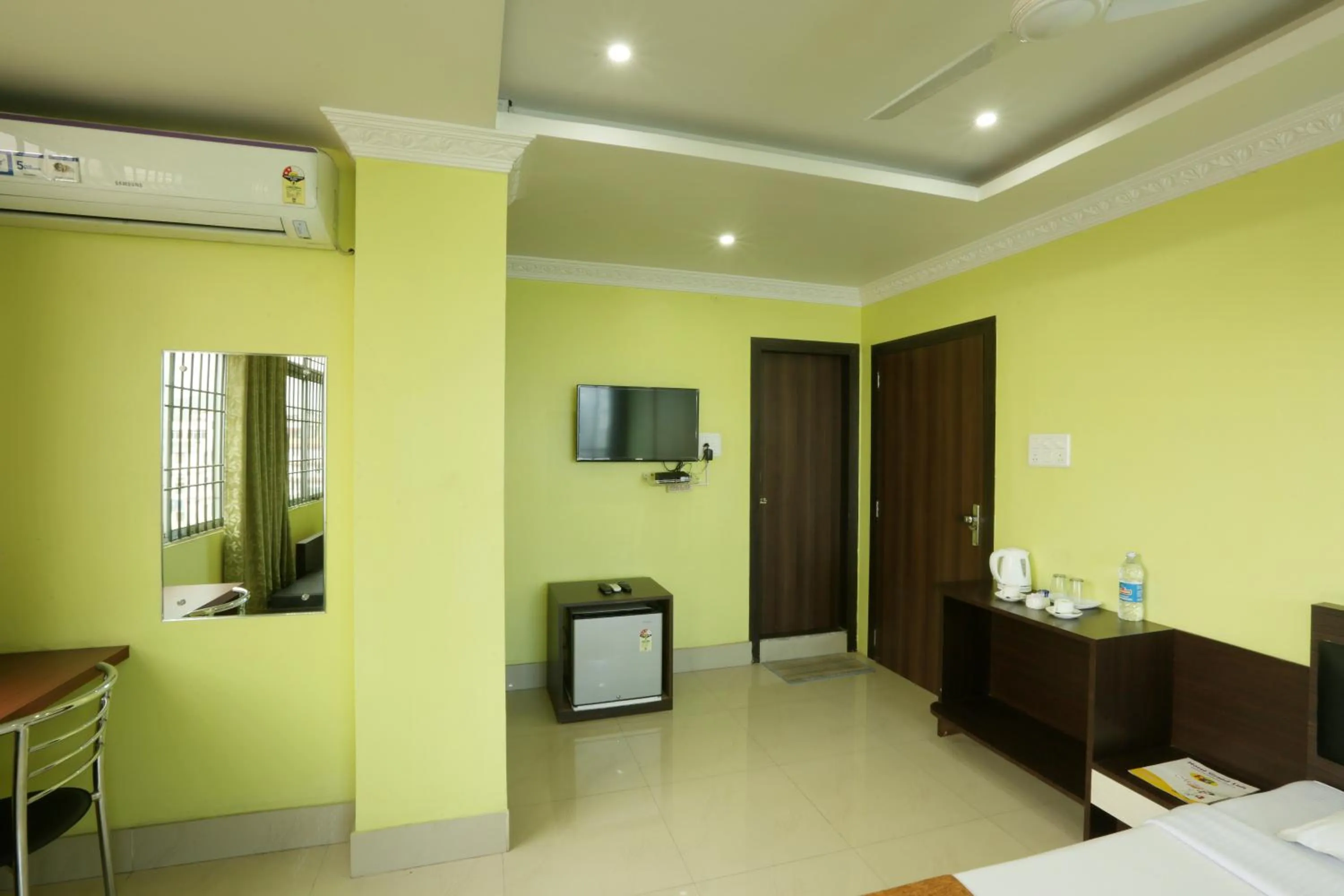 Bed in Hotel Grand Luit