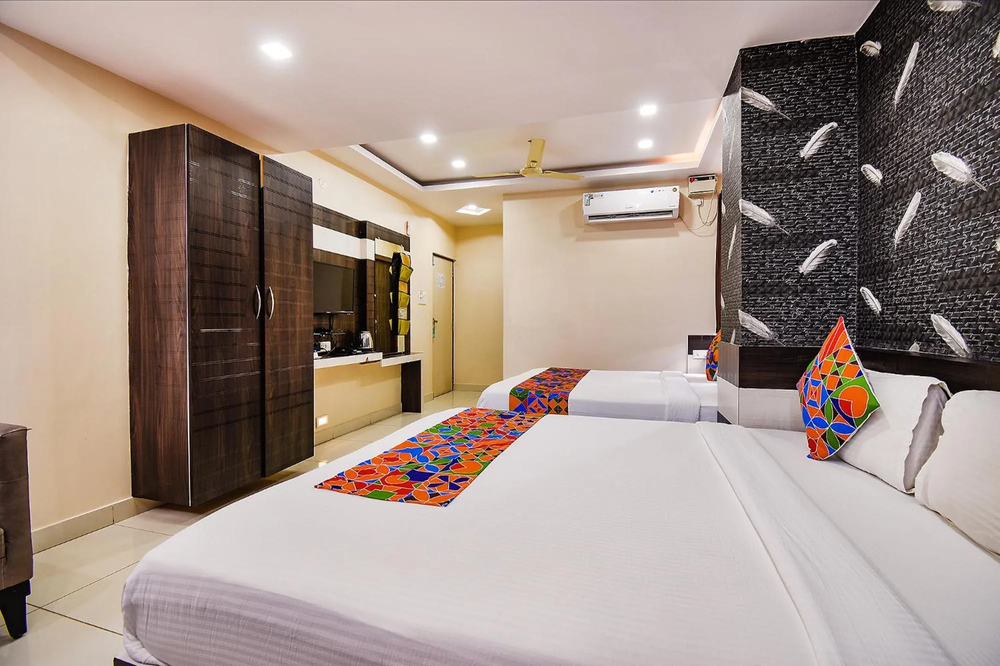 Bedroom, Bed in FabHotel Rotano Suites - Yelahanka