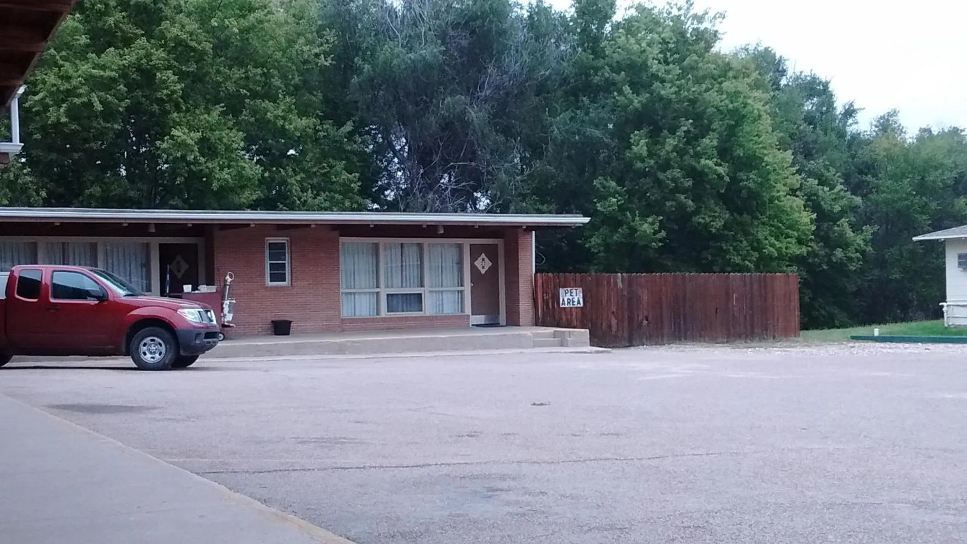 Property building in Cedar Inn