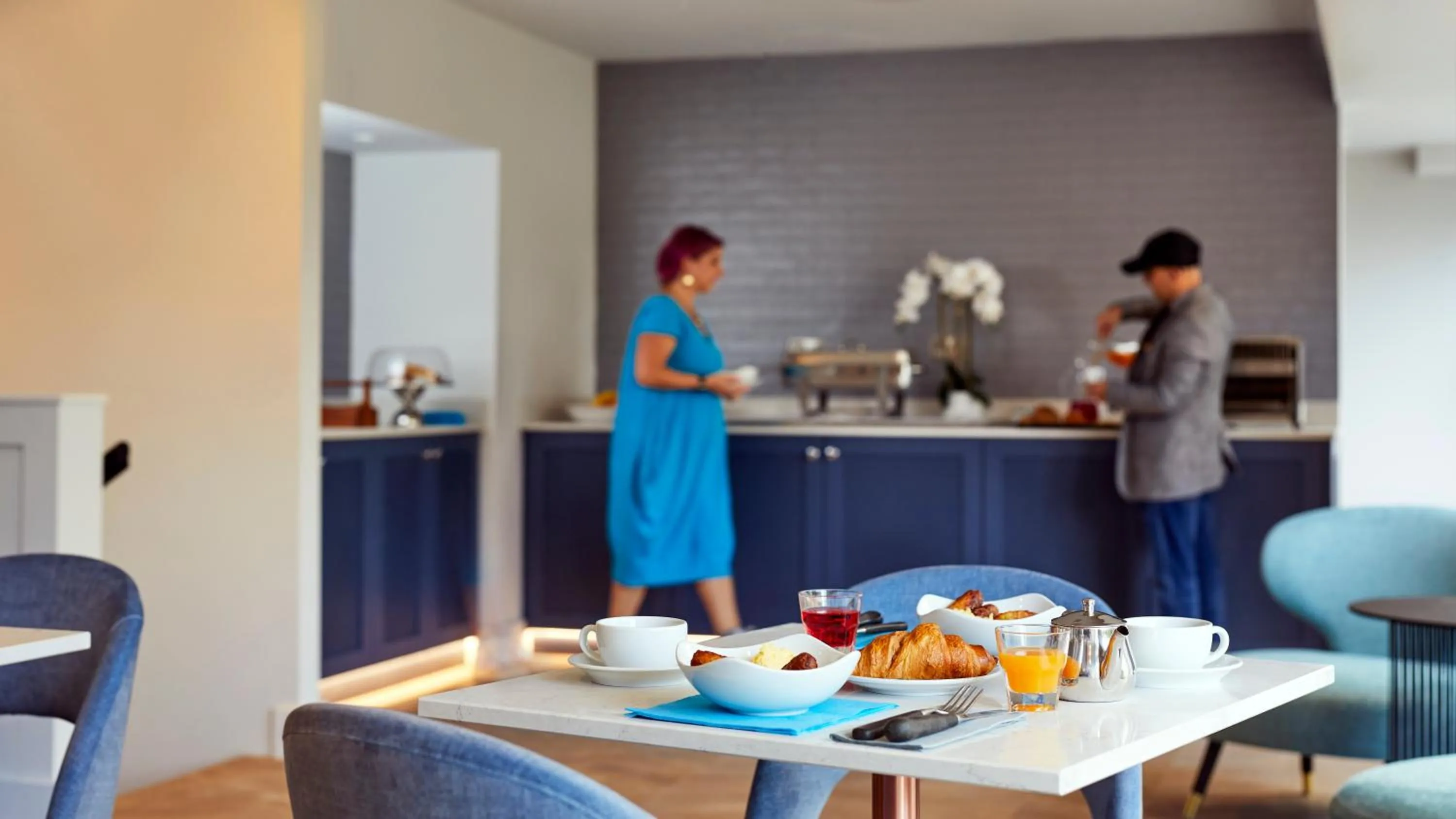 Breakfast in Handel's Hotel