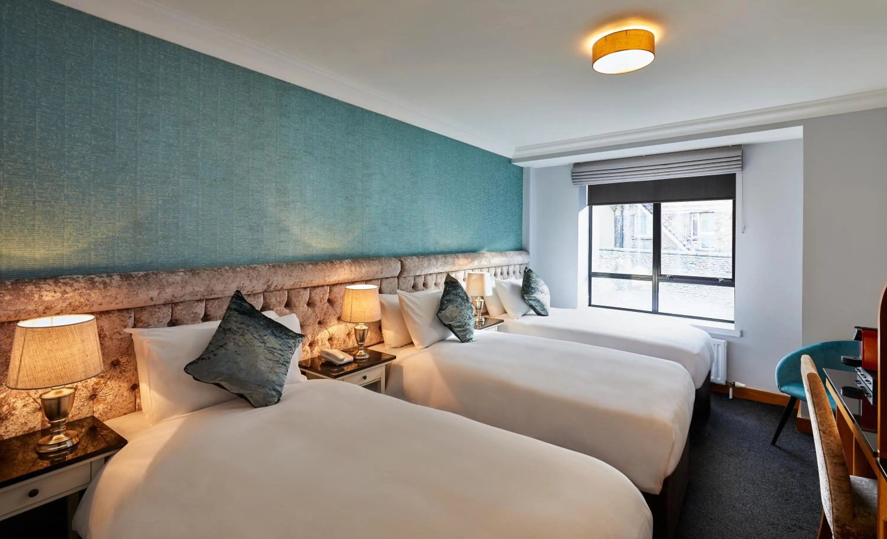 Photo of the whole room, Bed in Handel's Hotel