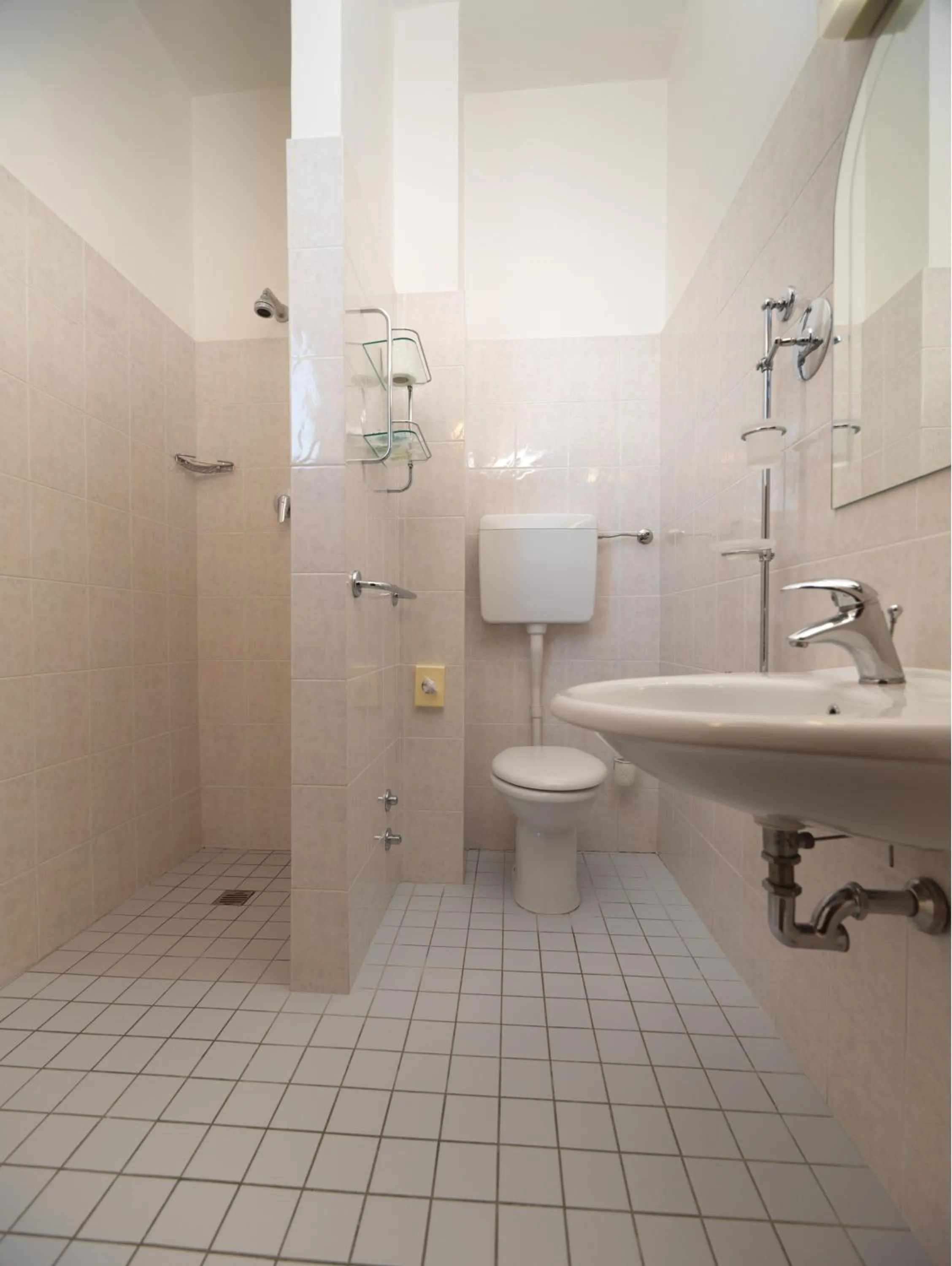 Shower in Hotel Florence
