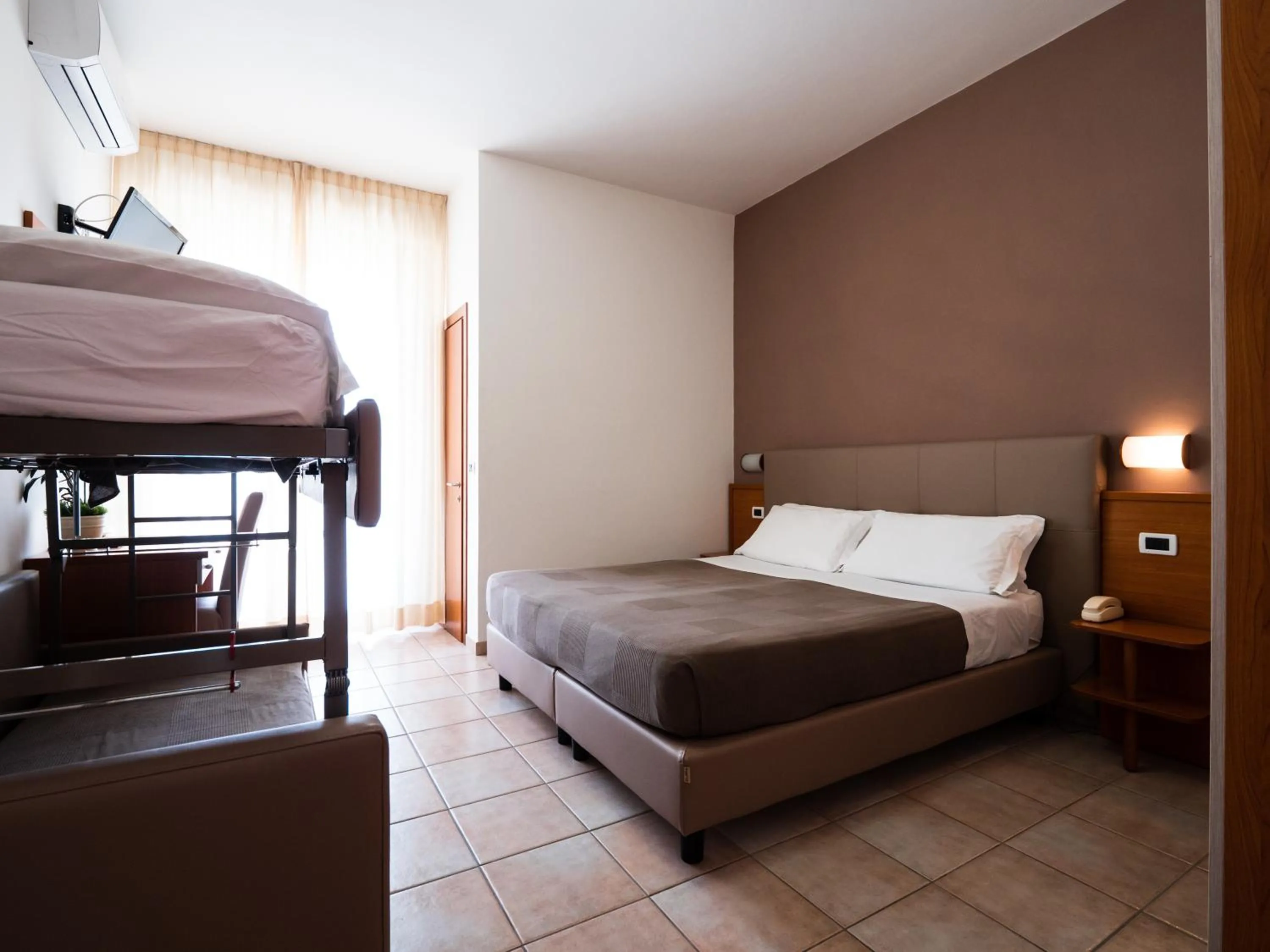 Other, Bed in Hotel Florence