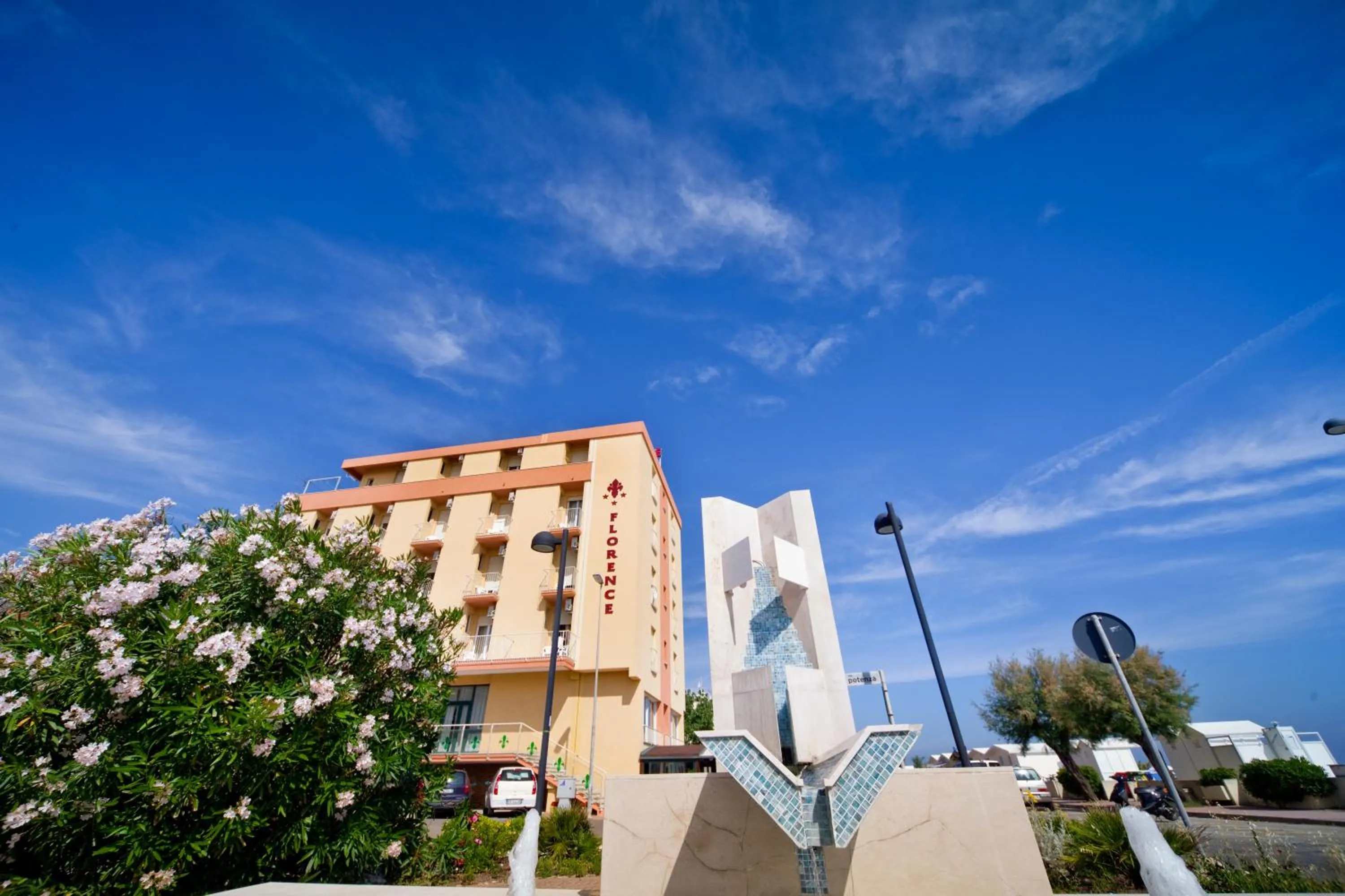 Property building in Hotel Florence