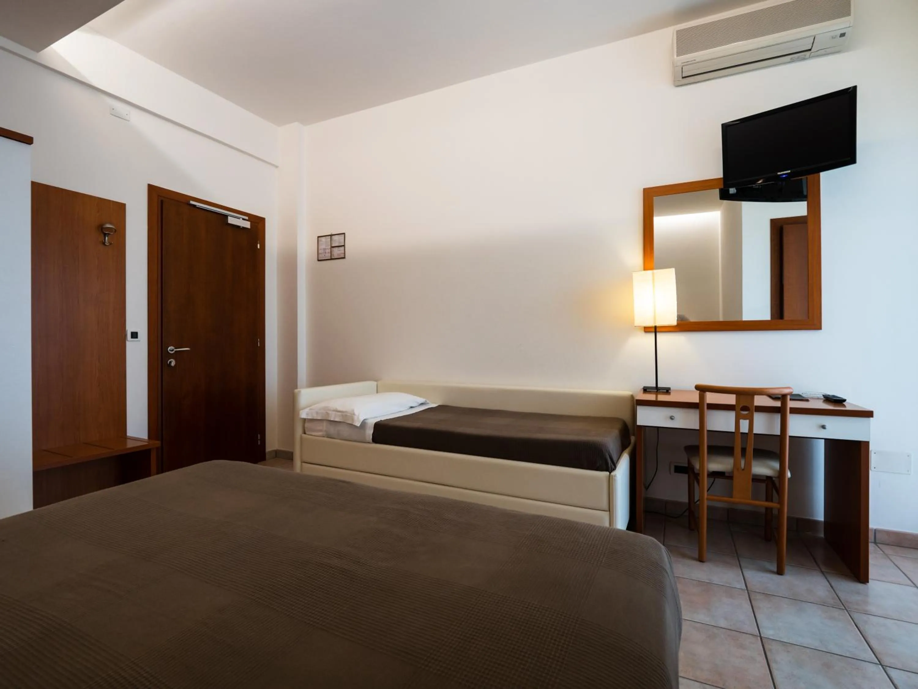 Bed in Hotel Florence