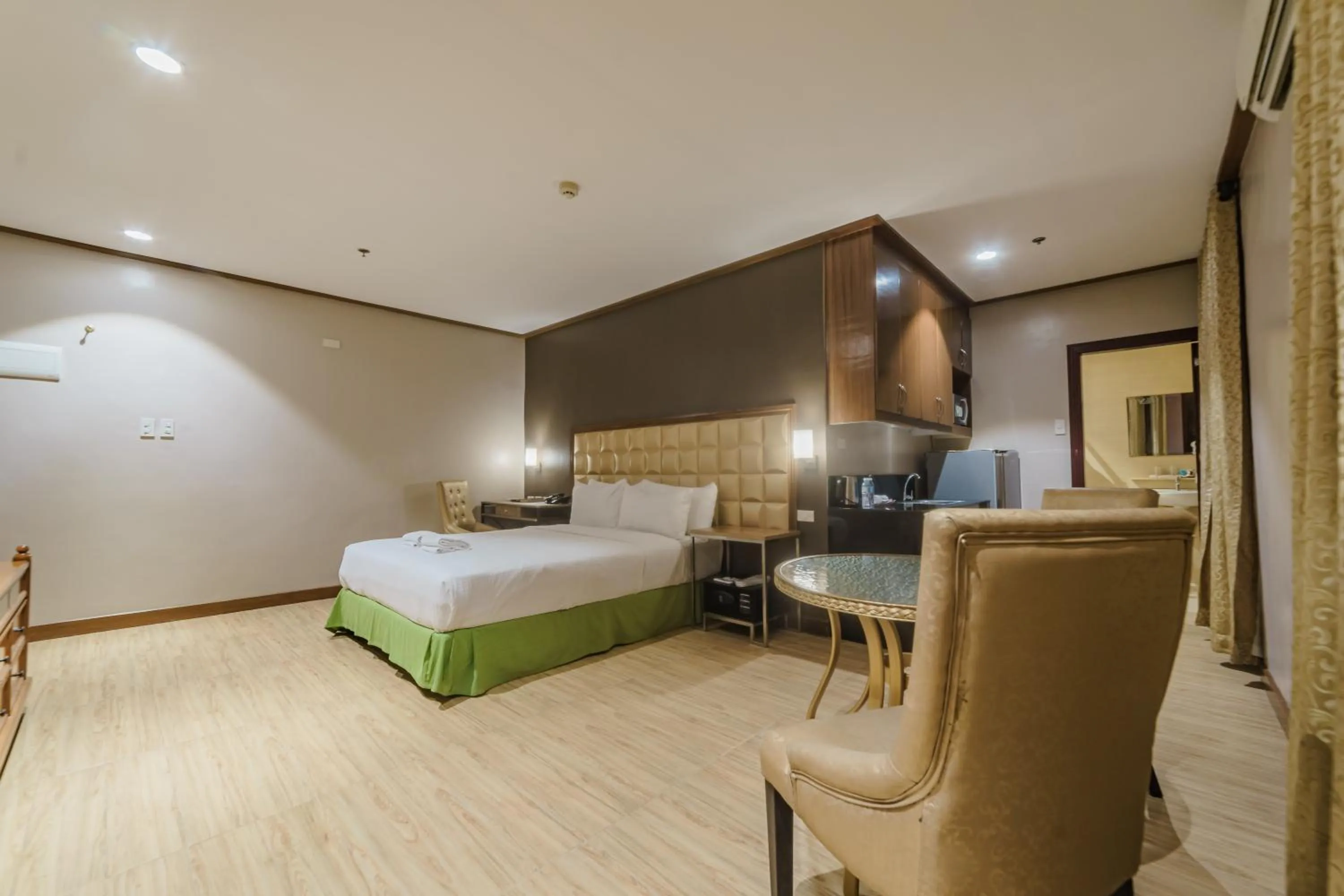 Bed in Robertson Hotel