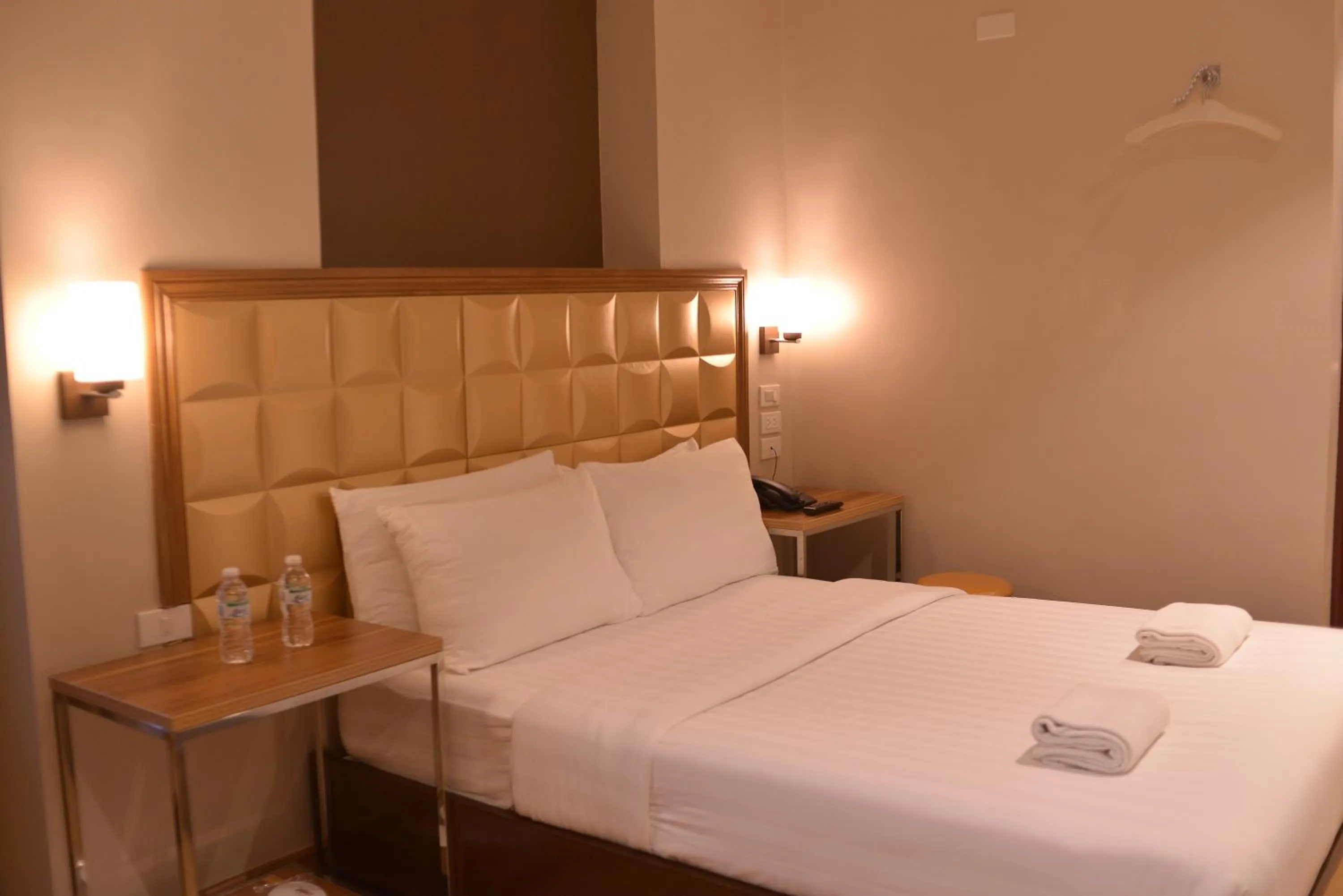 Bed in Robertson Hotel