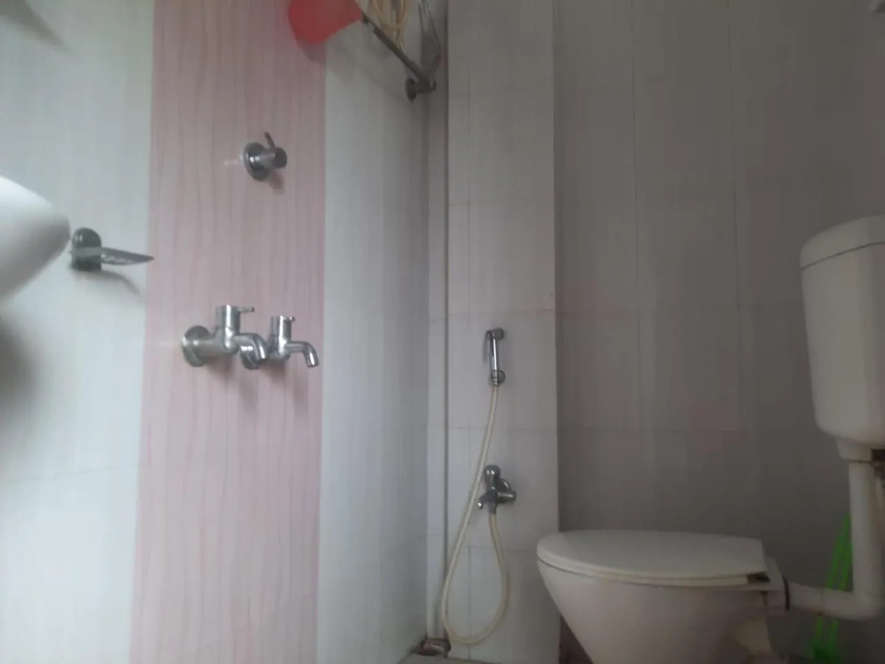 Bathroom in Hotel Indira